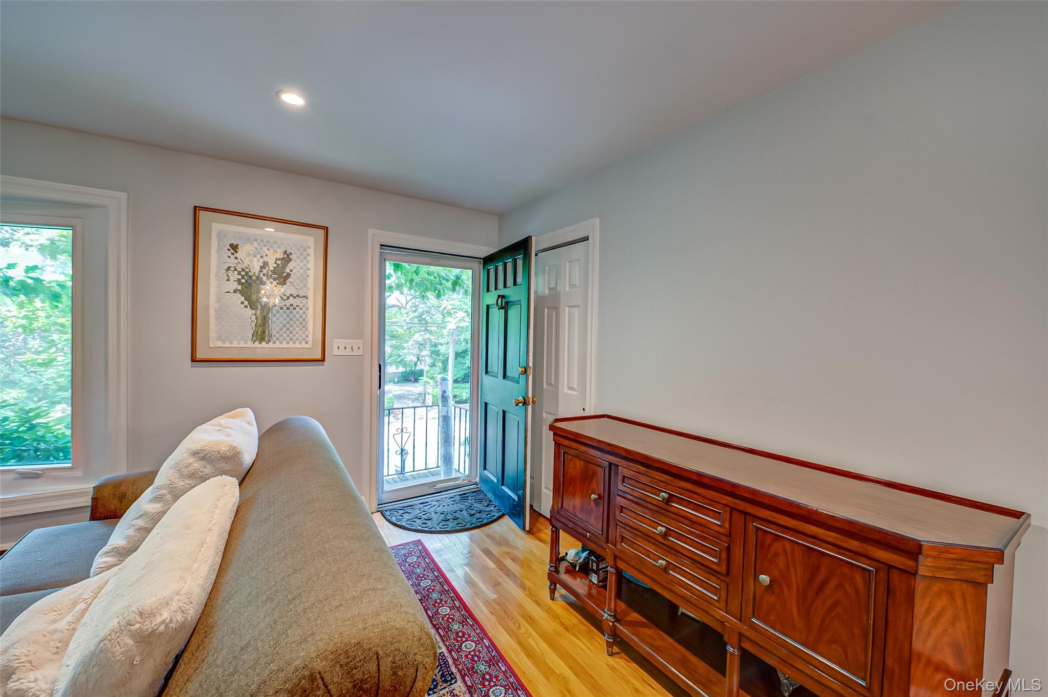 27 Prospect Avenue, Sea Cliff, NY 11579