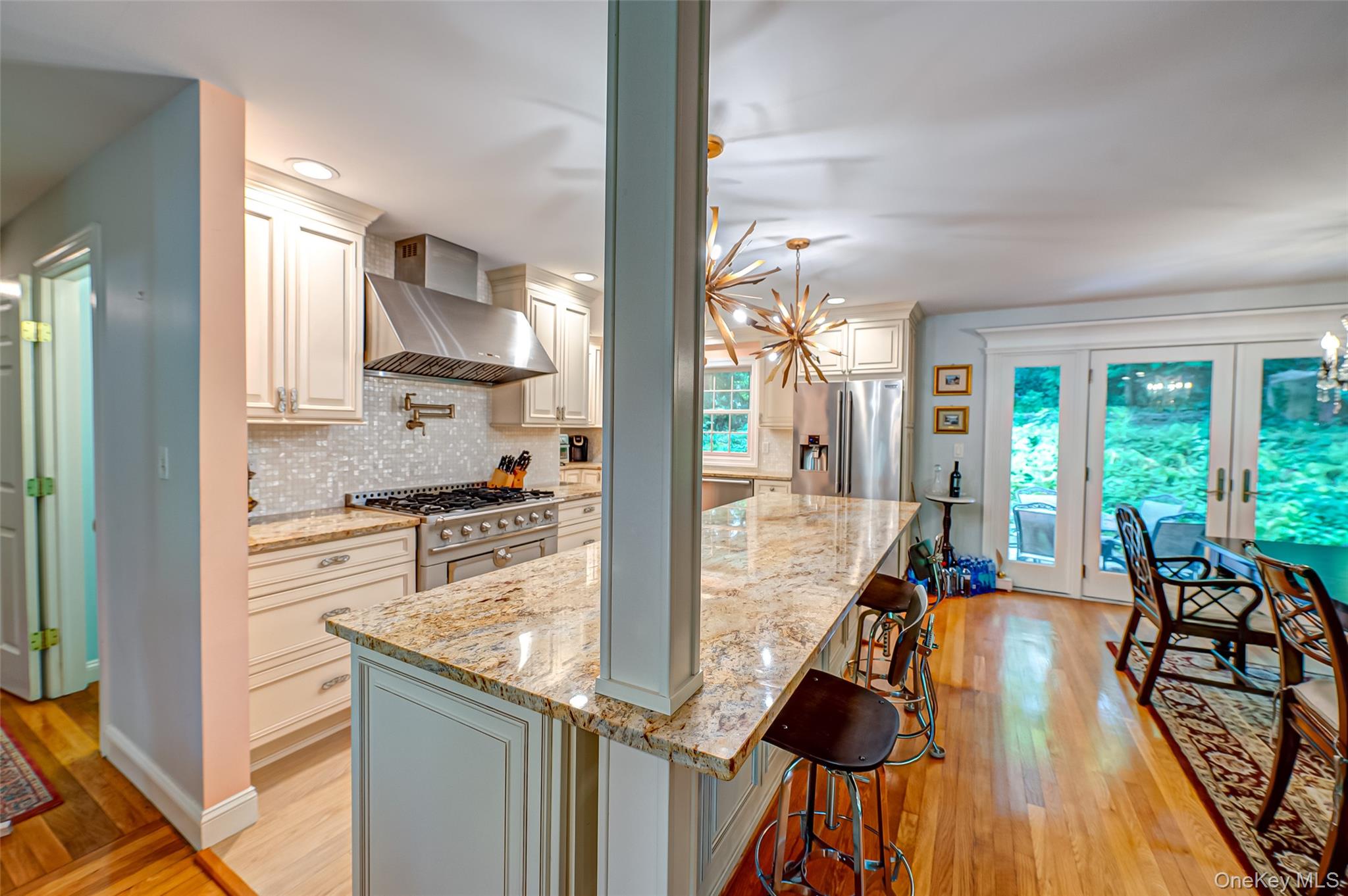 27 Prospect Avenue, Sea Cliff, NY 11579