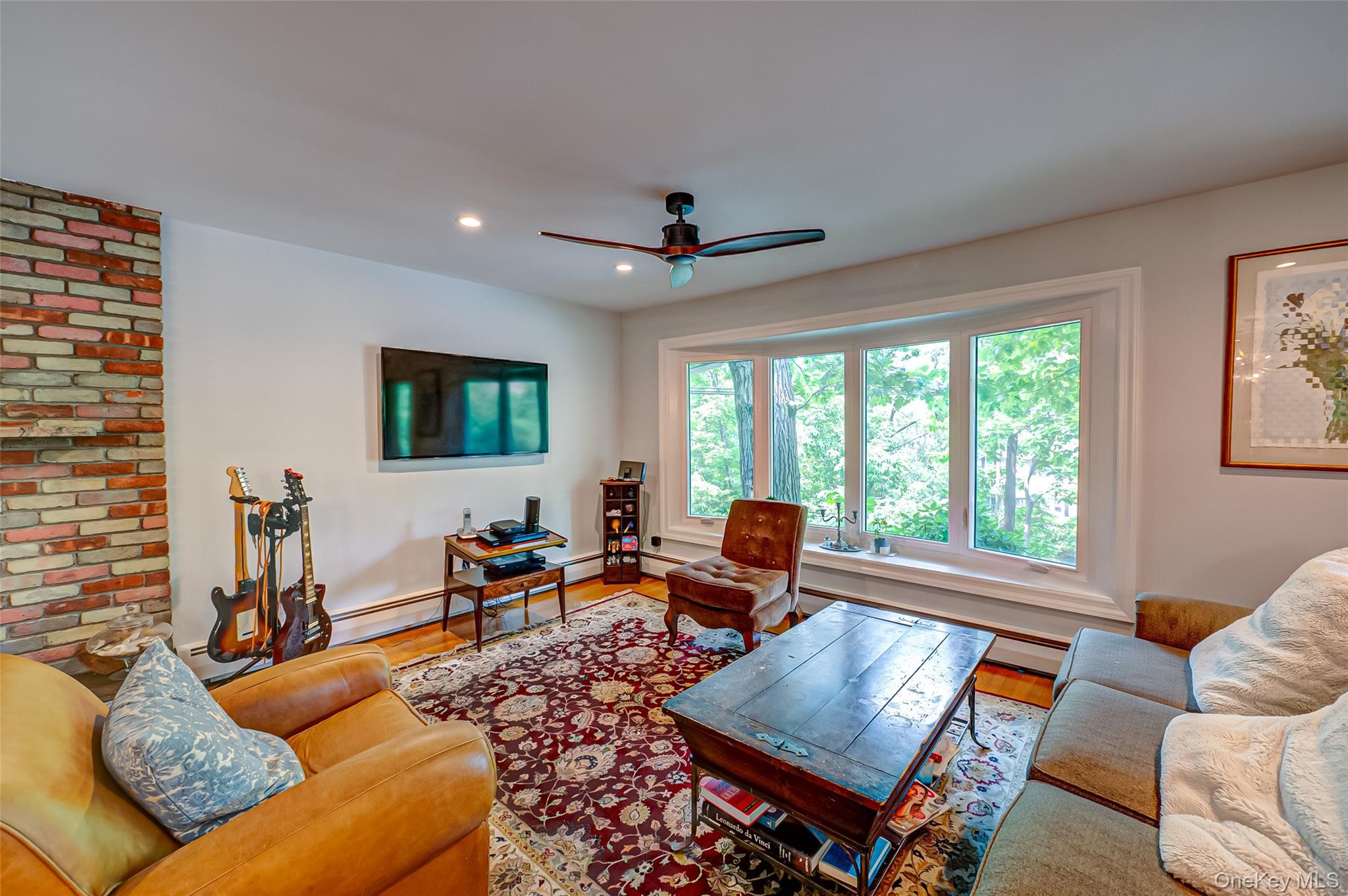 27 Prospect Avenue, Sea Cliff, NY 11579