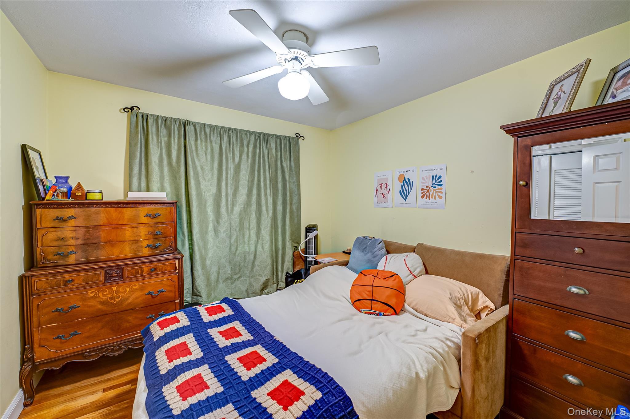 27 Prospect Avenue, Sea Cliff, NY 11579