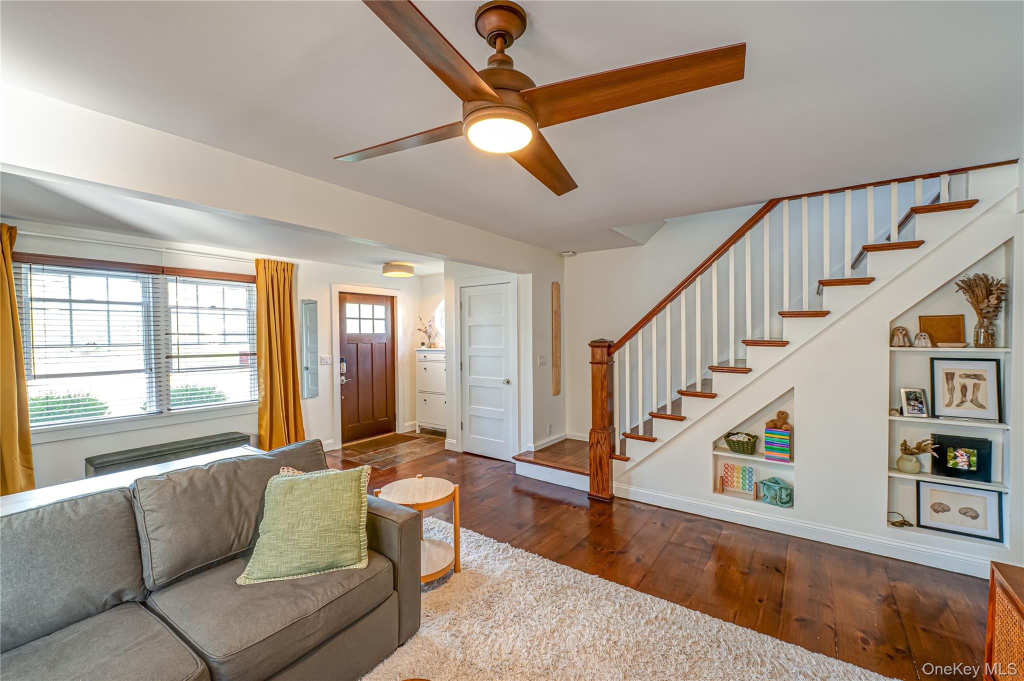 19 William Avenue, East Islip, NY 11730