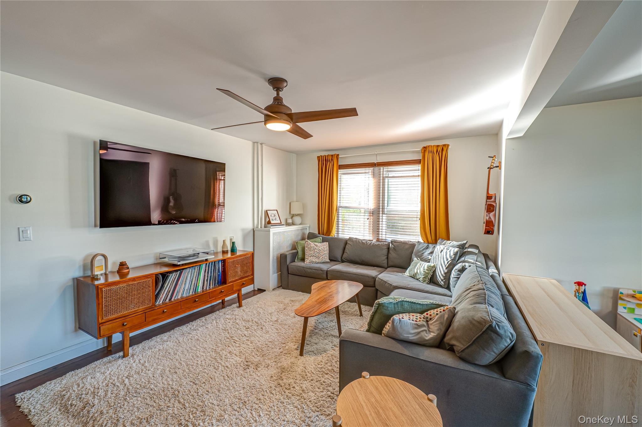 19 William Avenue, East Islip, NY 11730