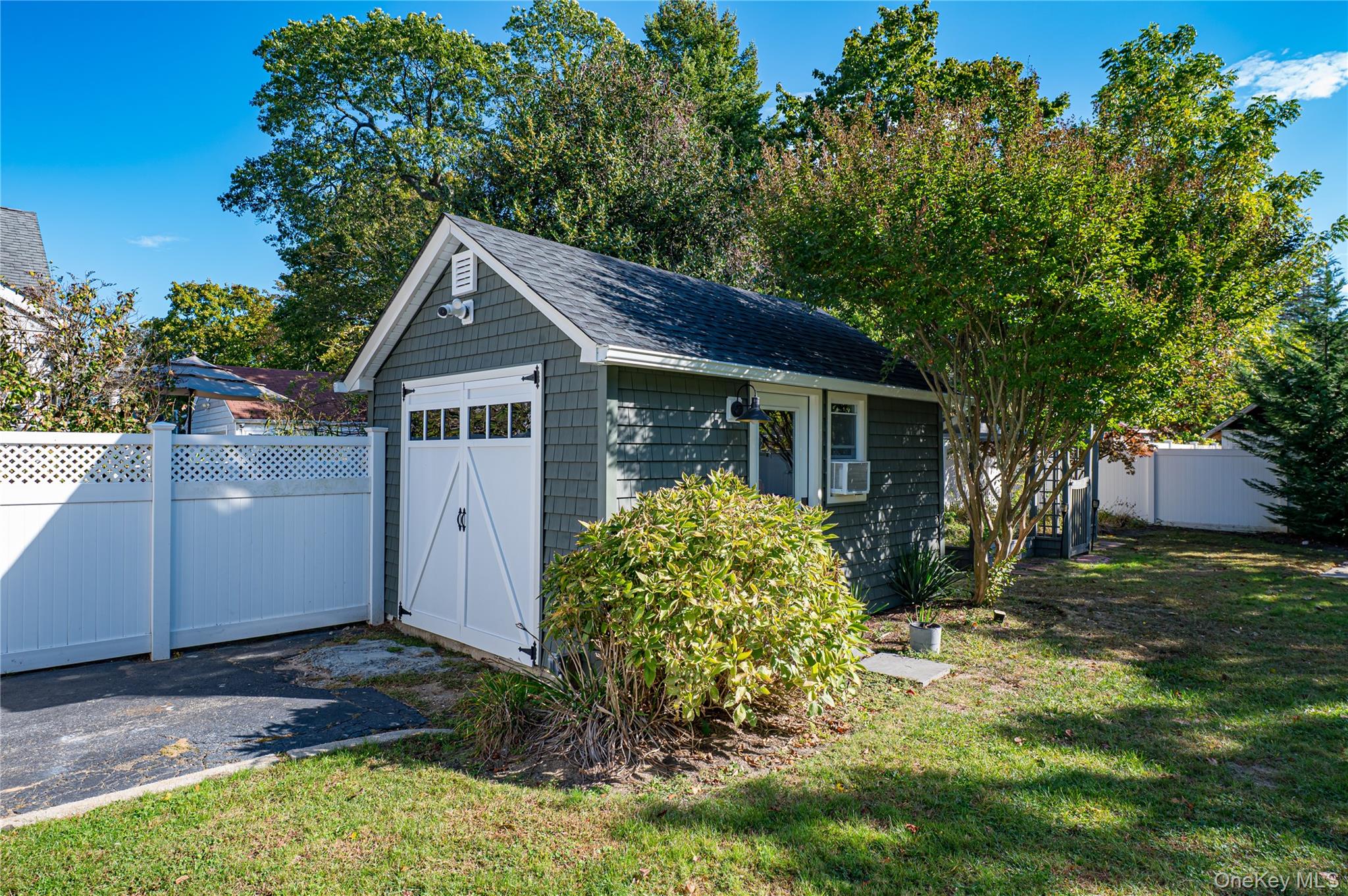 19 William Avenue, East Islip, NY 11730