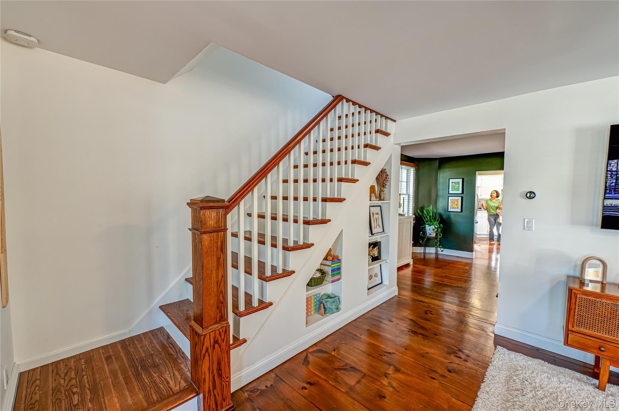 19 William Avenue, East Islip, NY 11730