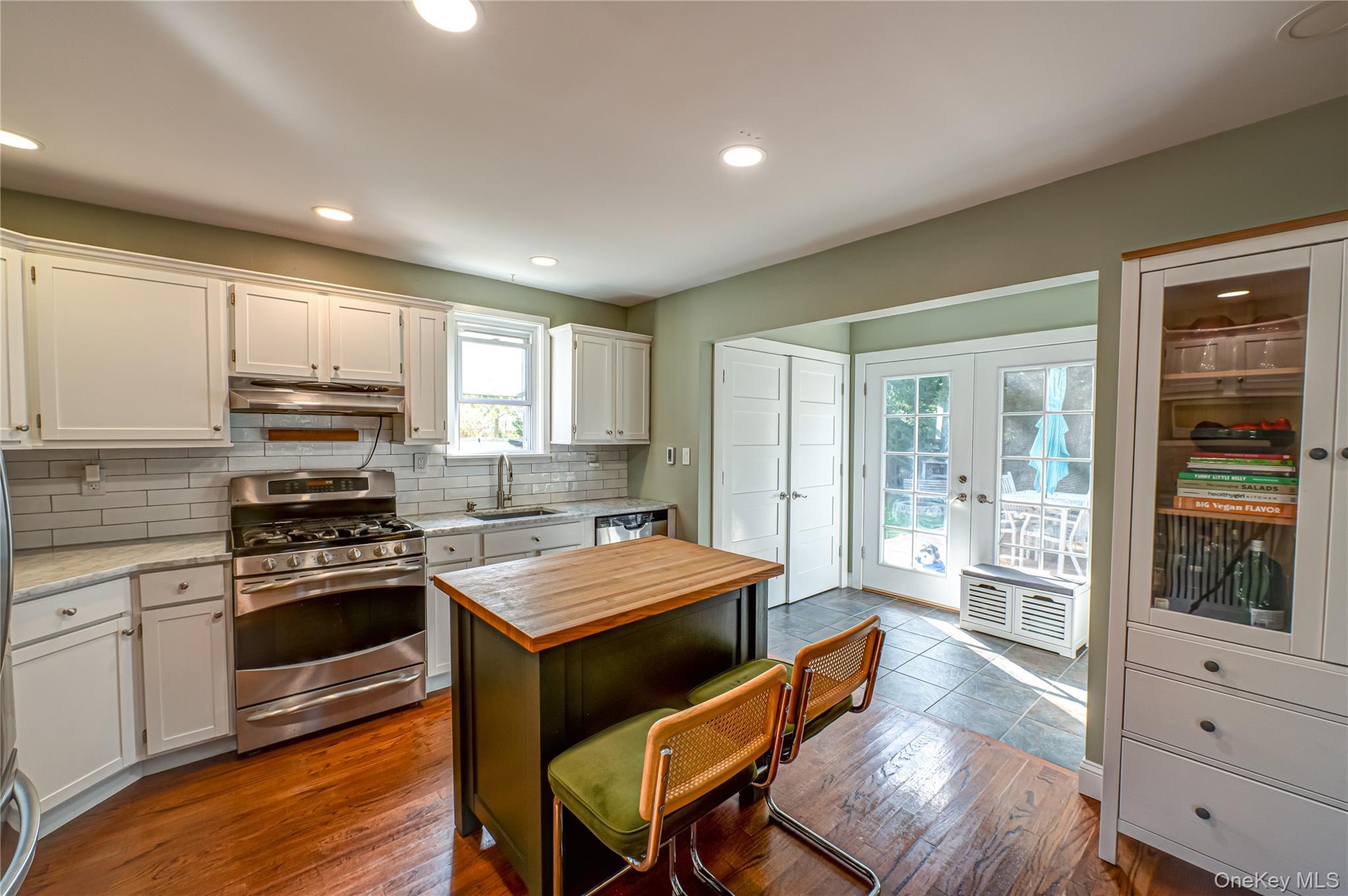 19 William Avenue, East Islip, NY 11730