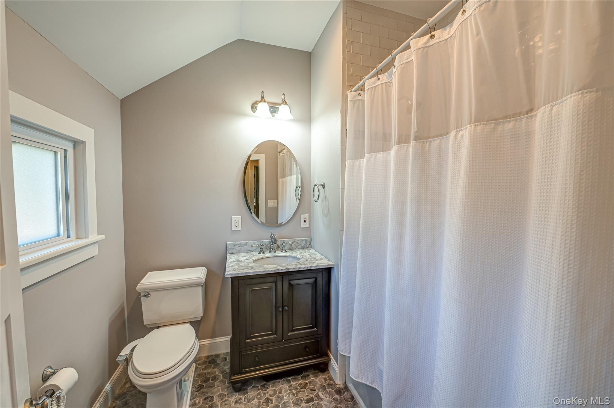 19 William Avenue, East Islip, NY 11730