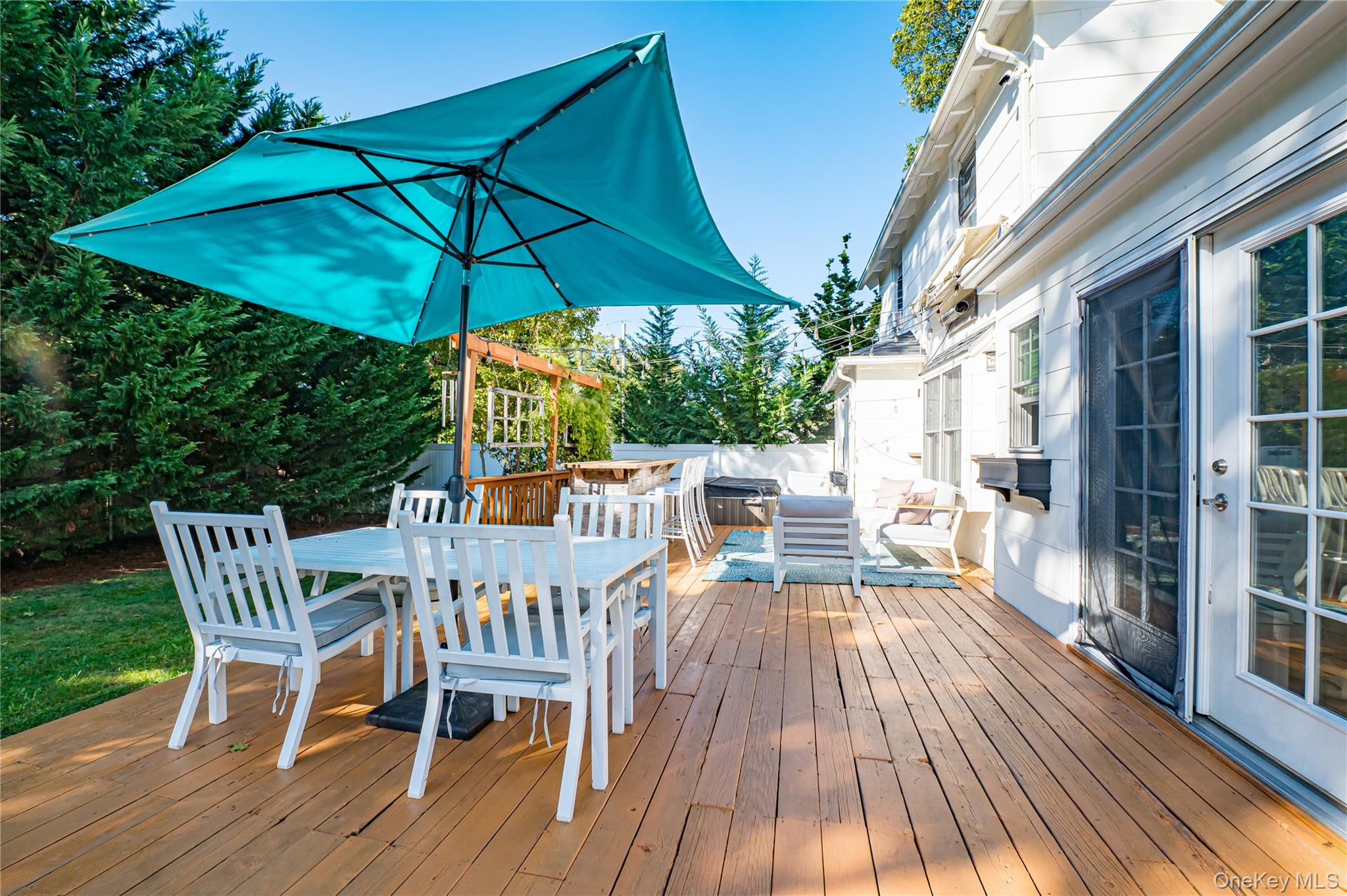 19 William Avenue, East Islip, NY 11730