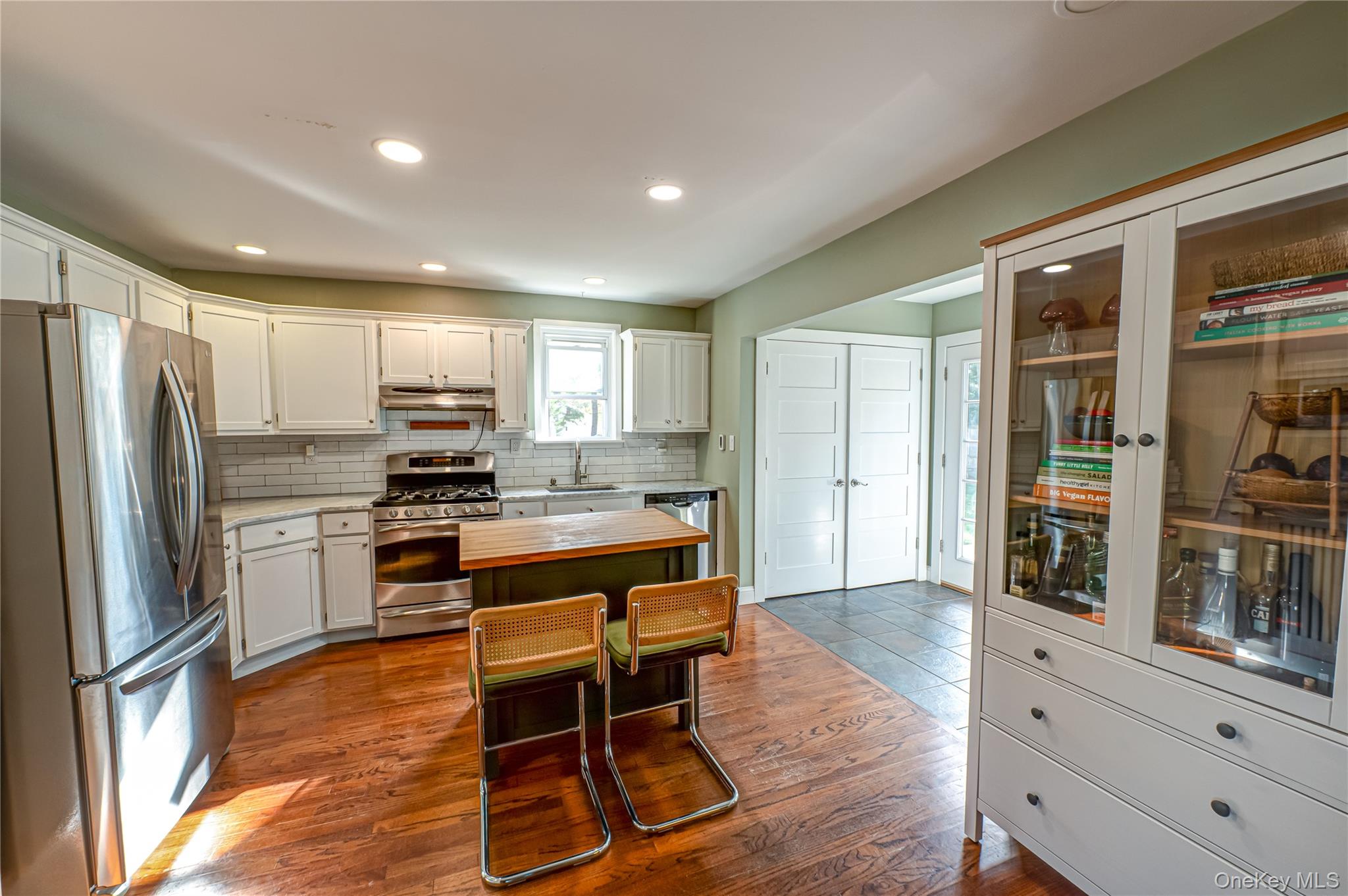 19 William Avenue, East Islip, NY 11730