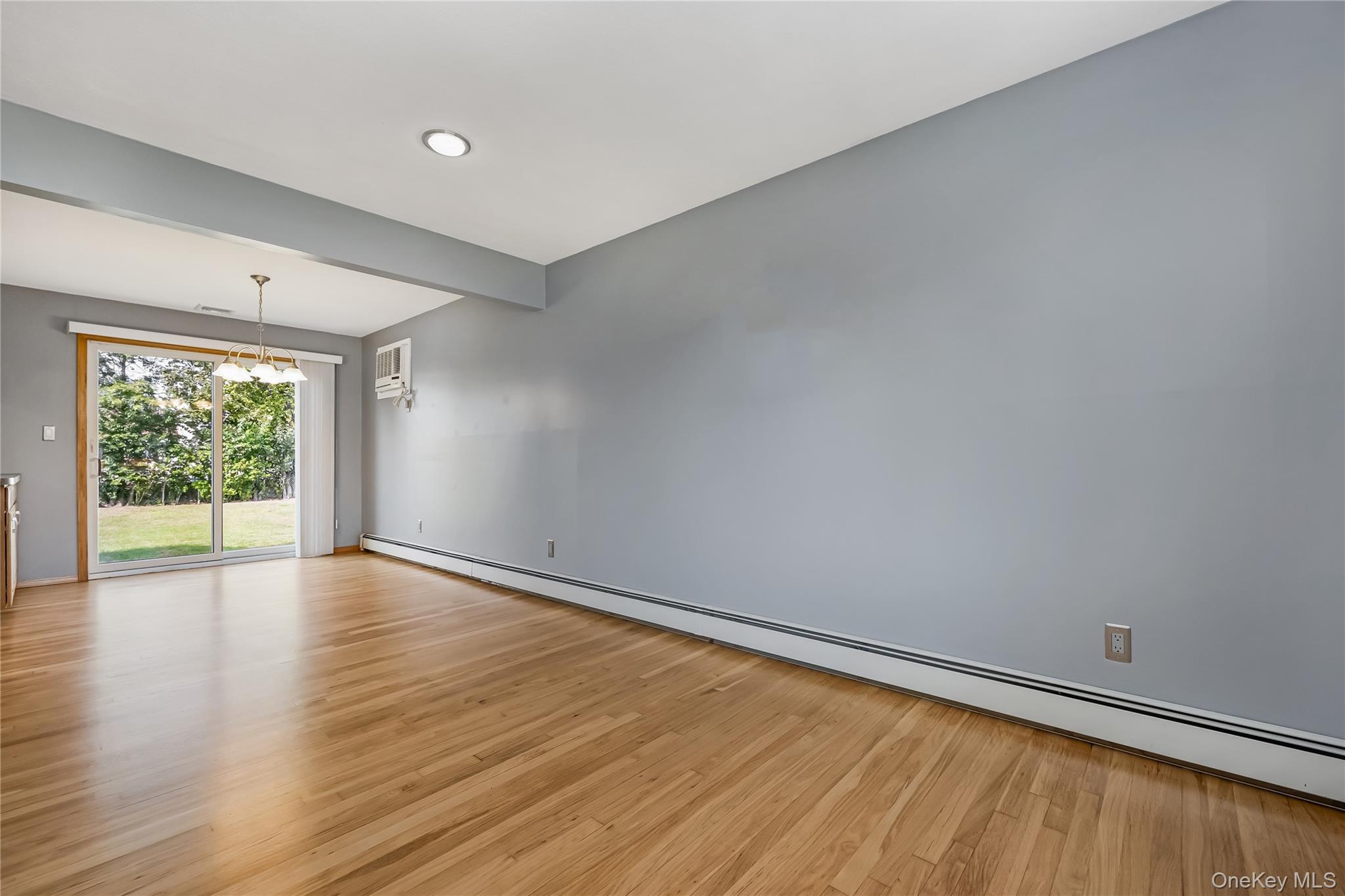 15 Whalen Street, North Babylon, NY 11703