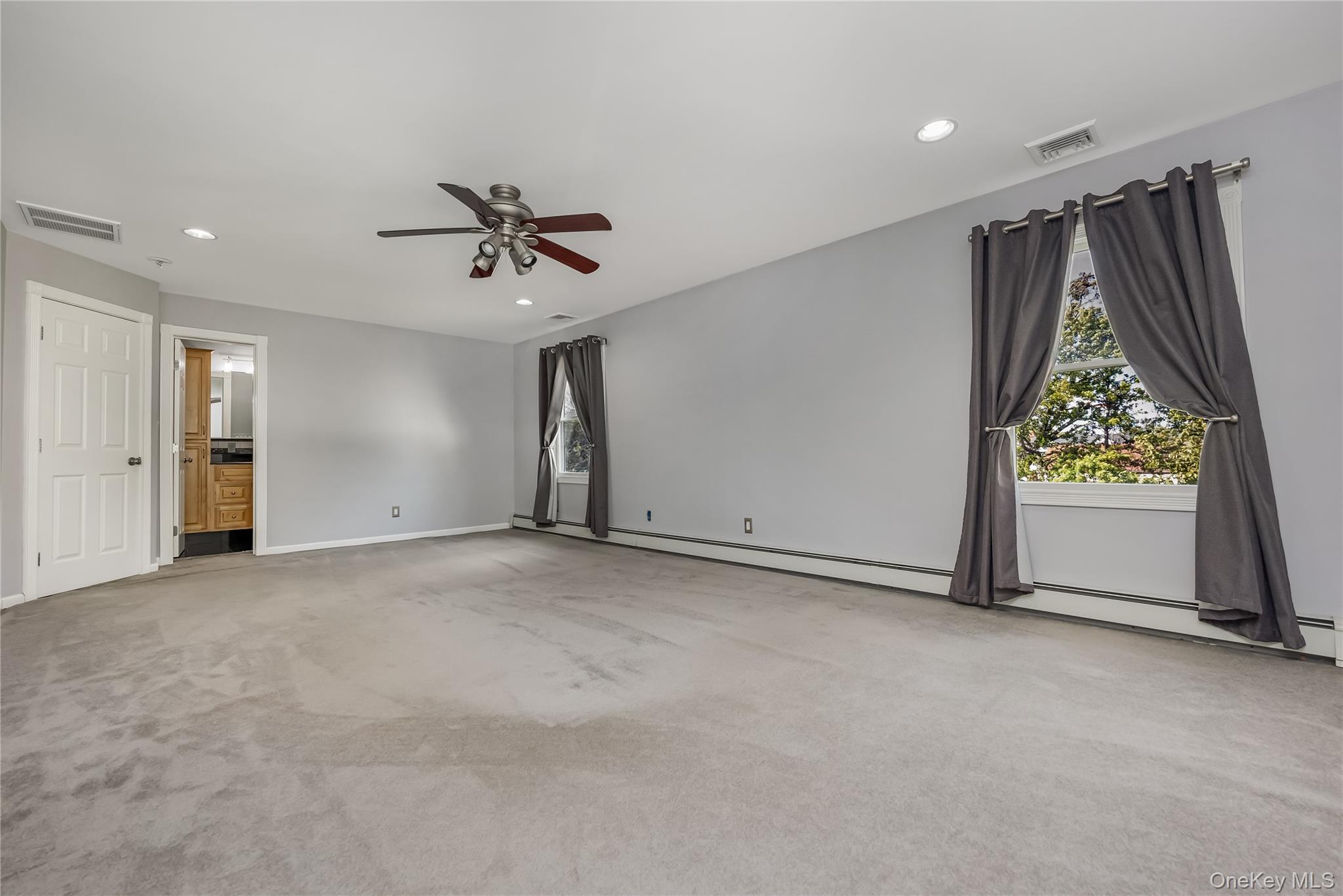 15 Whalen Street, North Babylon, NY 11703