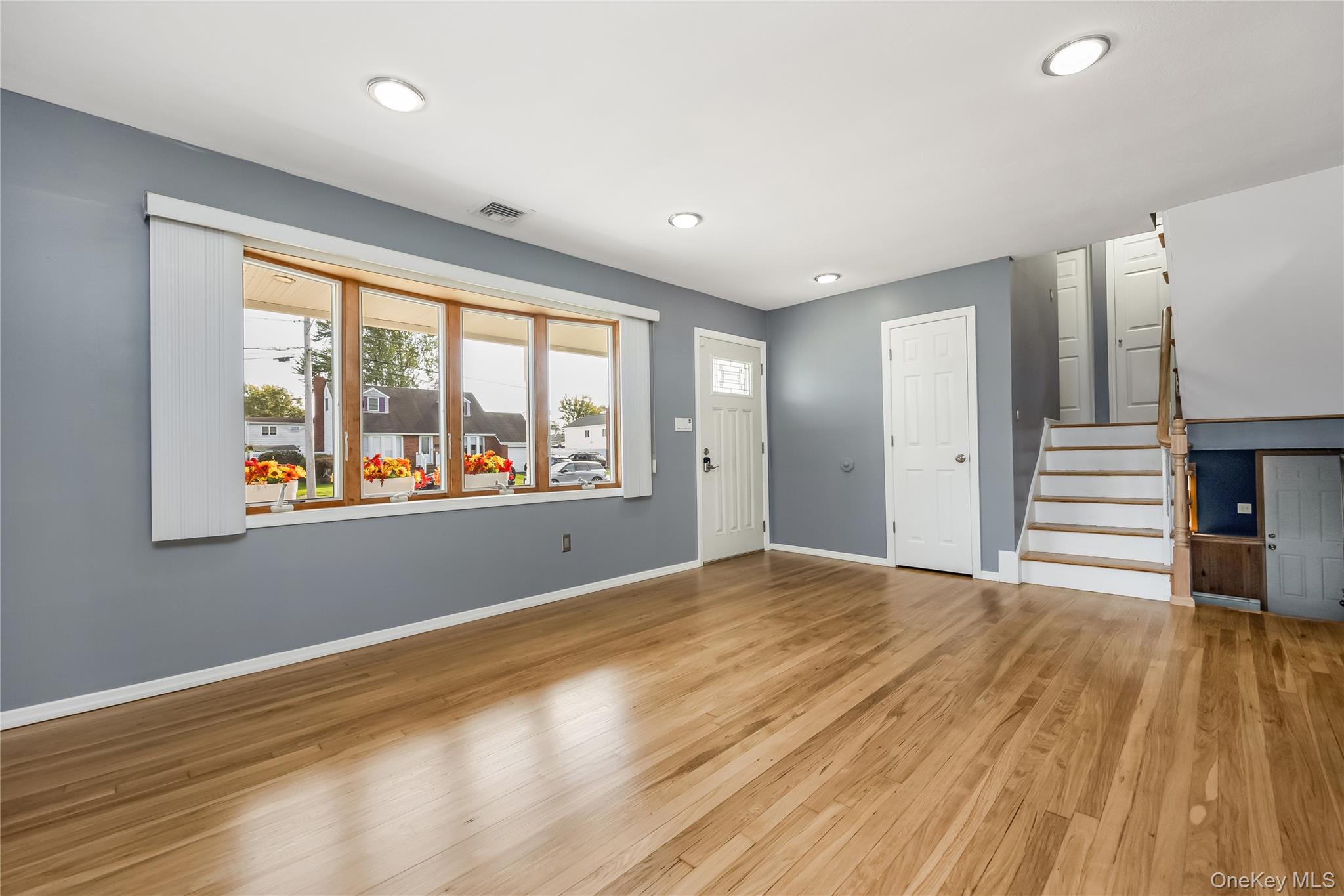 15 Whalen Street, North Babylon, NY 11703