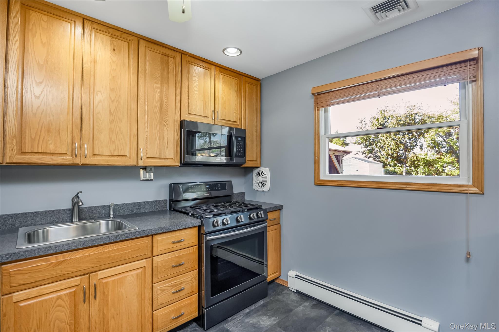 15 Whalen Street, North Babylon, NY 11703