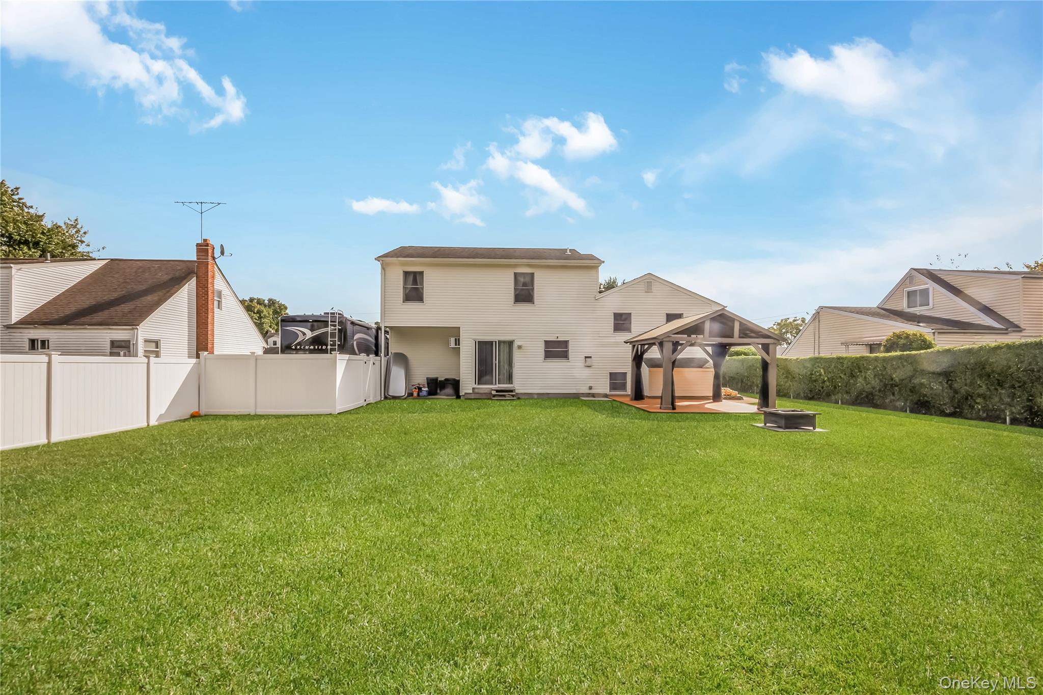 15 Whalen Street, North Babylon, NY 11703