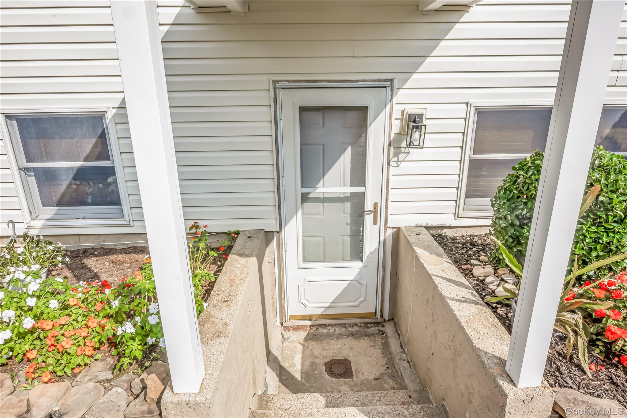 15 Whalen Street, North Babylon, NY 11703