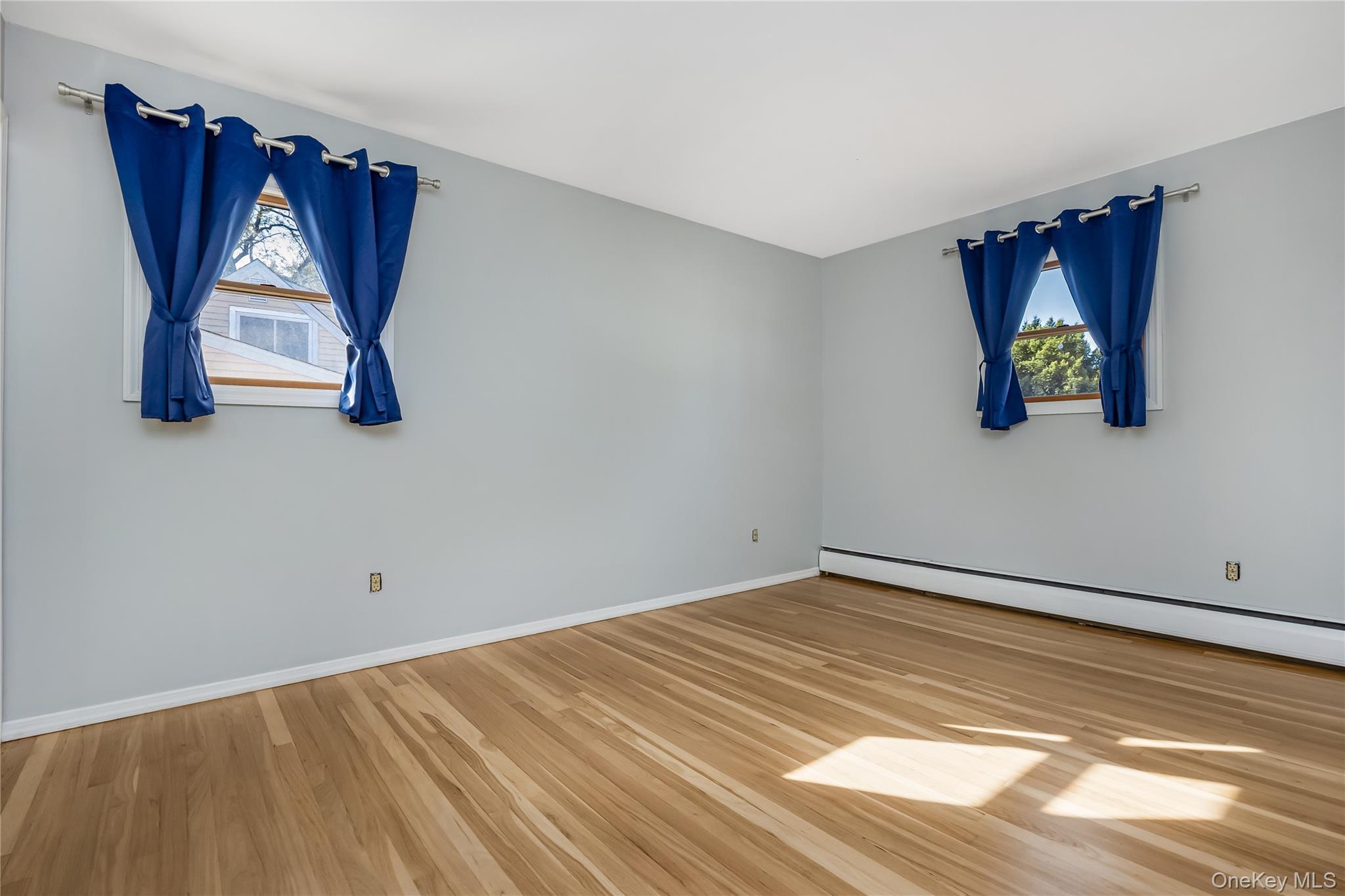 15 Whalen Street, North Babylon, NY 11703