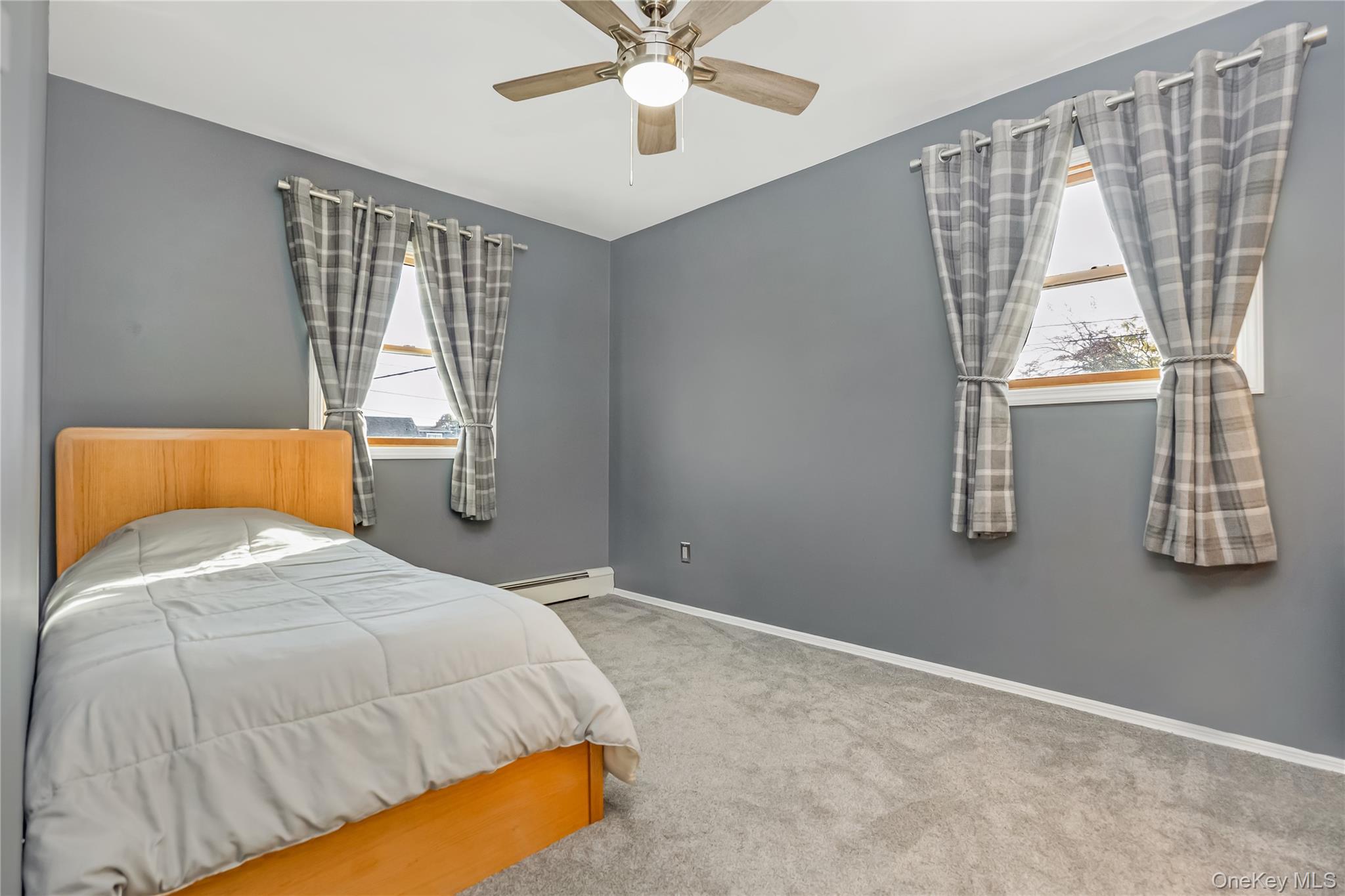 15 Whalen Street, North Babylon, NY 11703