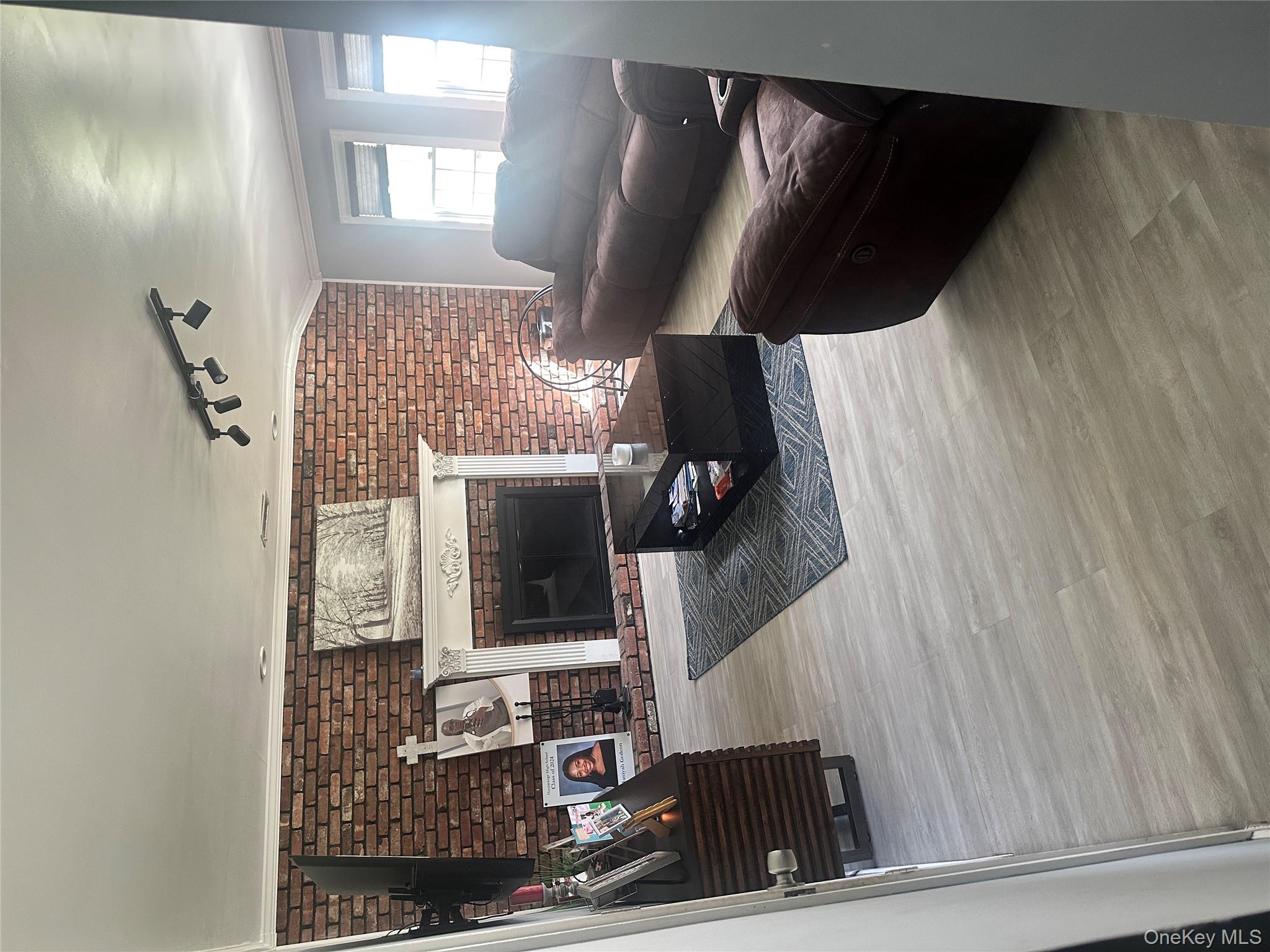 209 Old Post Drive, Hauppauge, NY 11788