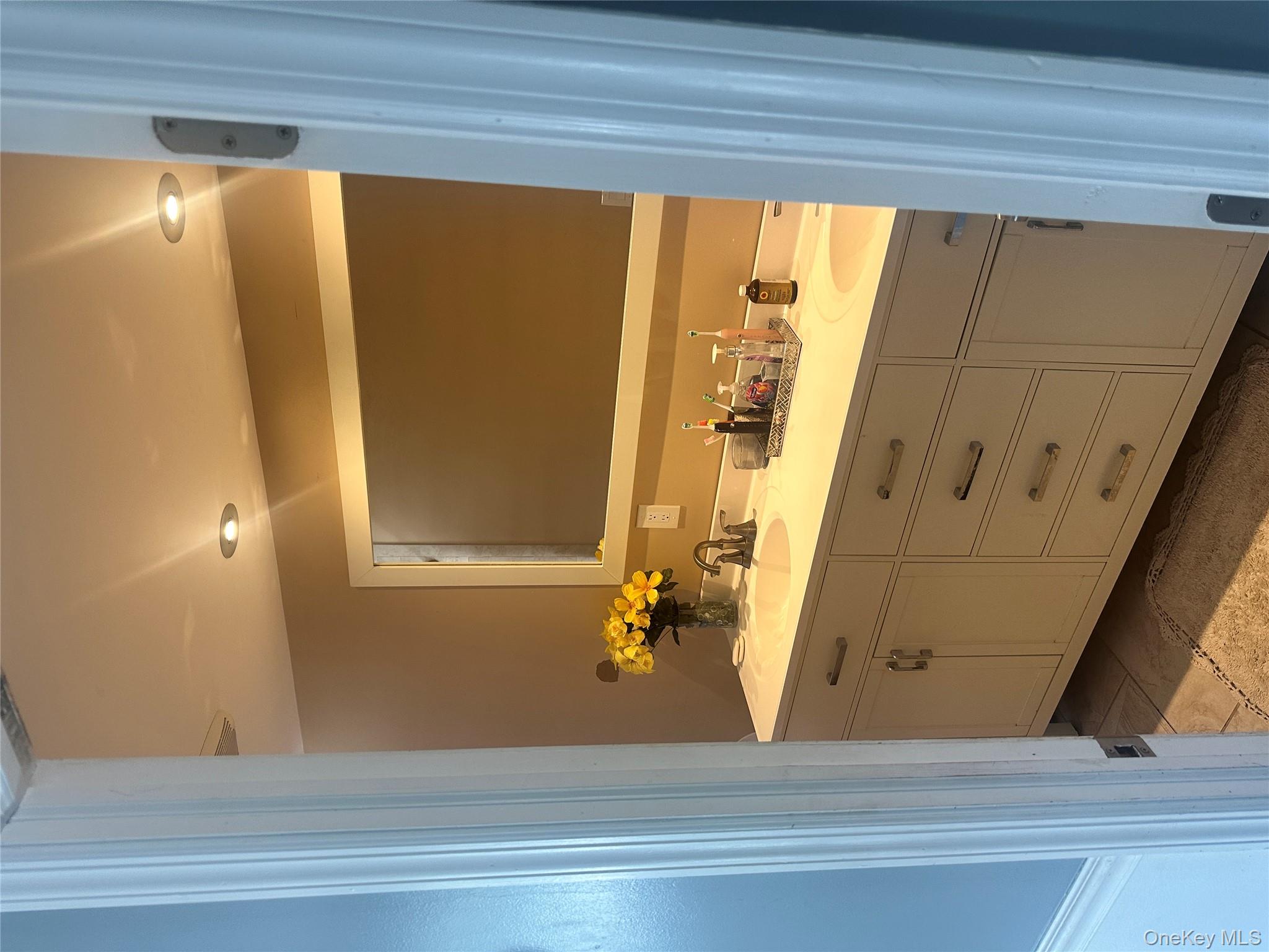 209 Old Post Drive, Hauppauge, NY 11788