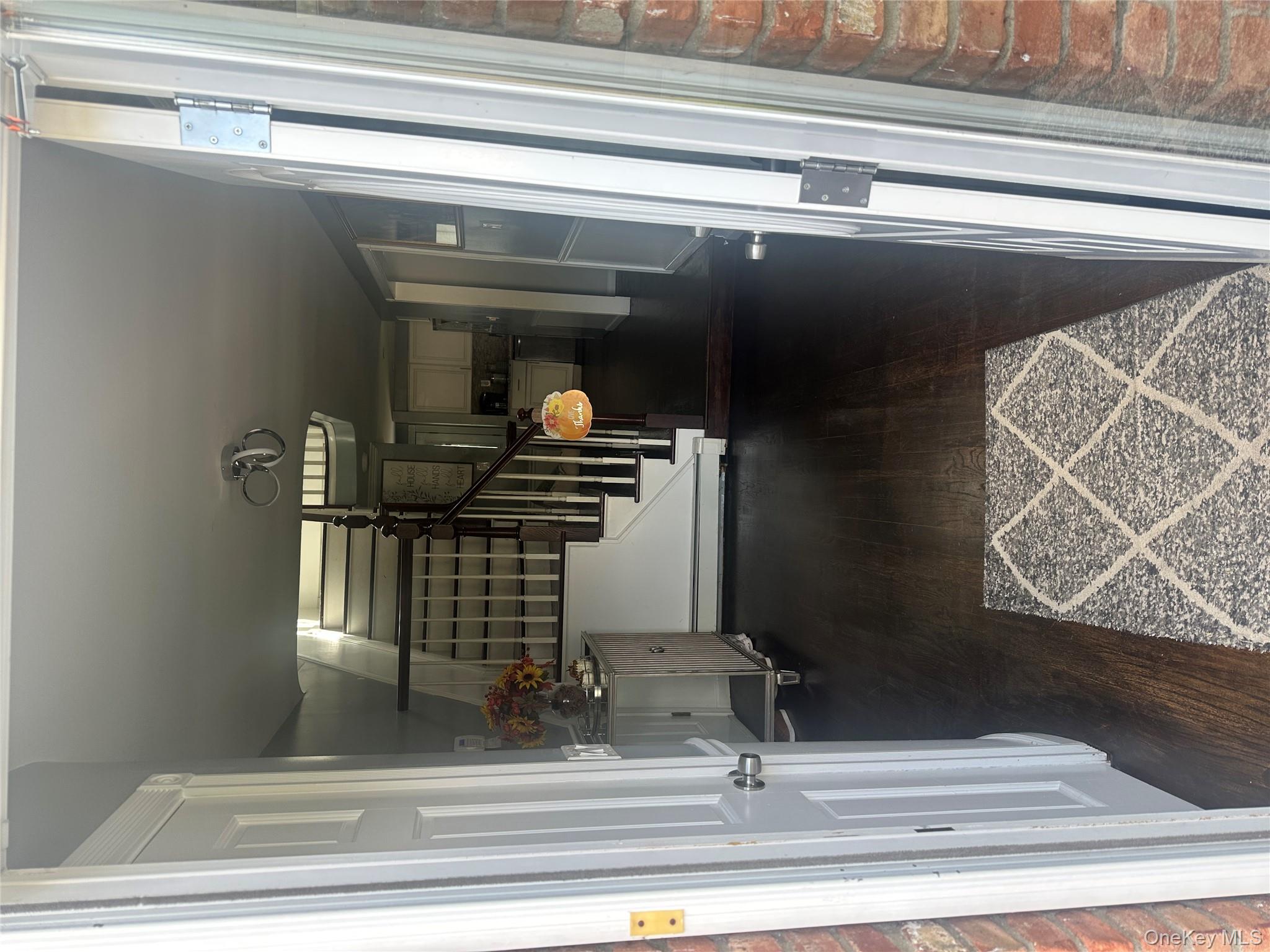 209 Old Post Drive, Hauppauge, NY 11788