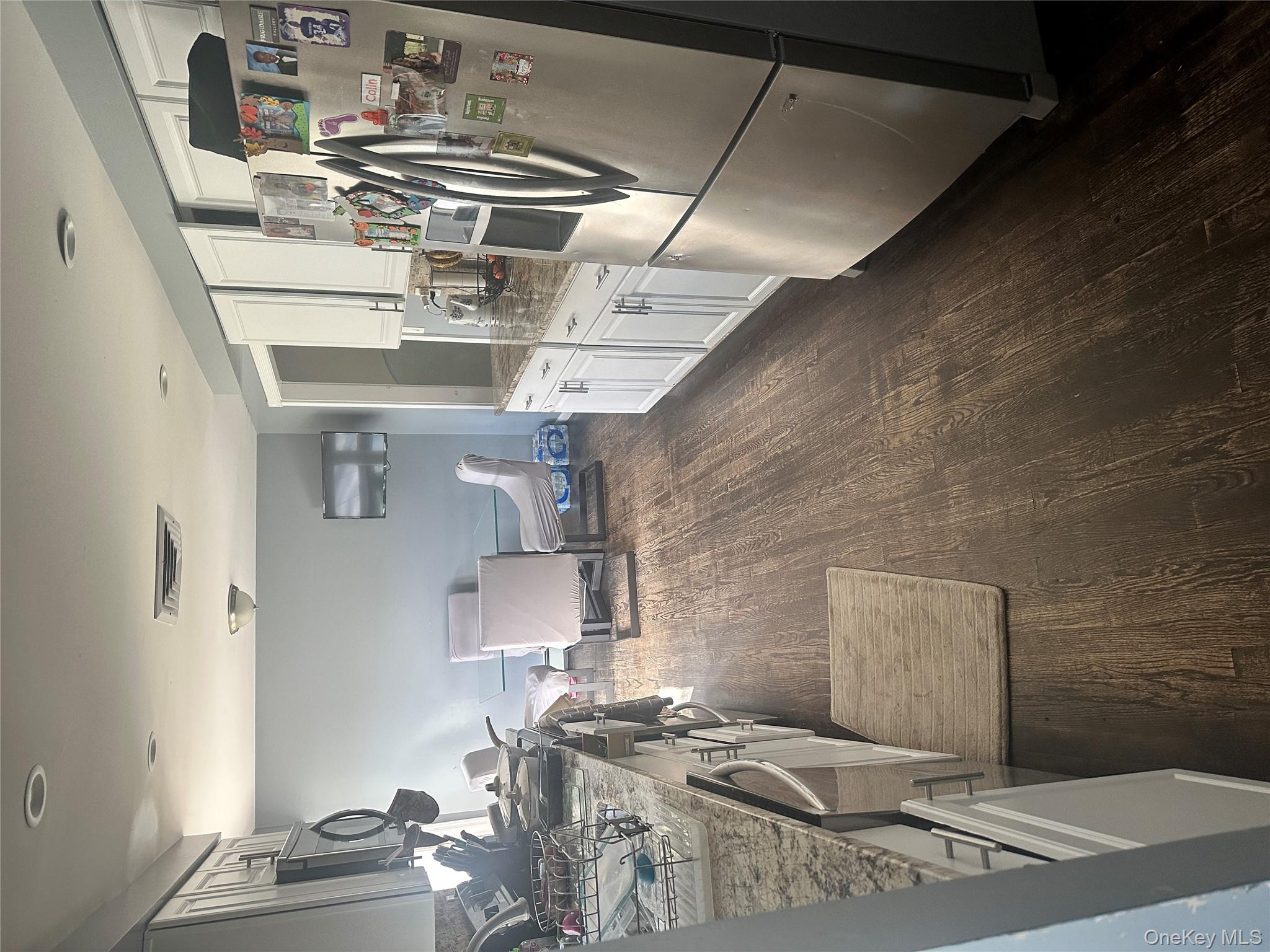 209 Old Post Drive, Hauppauge, NY 11788