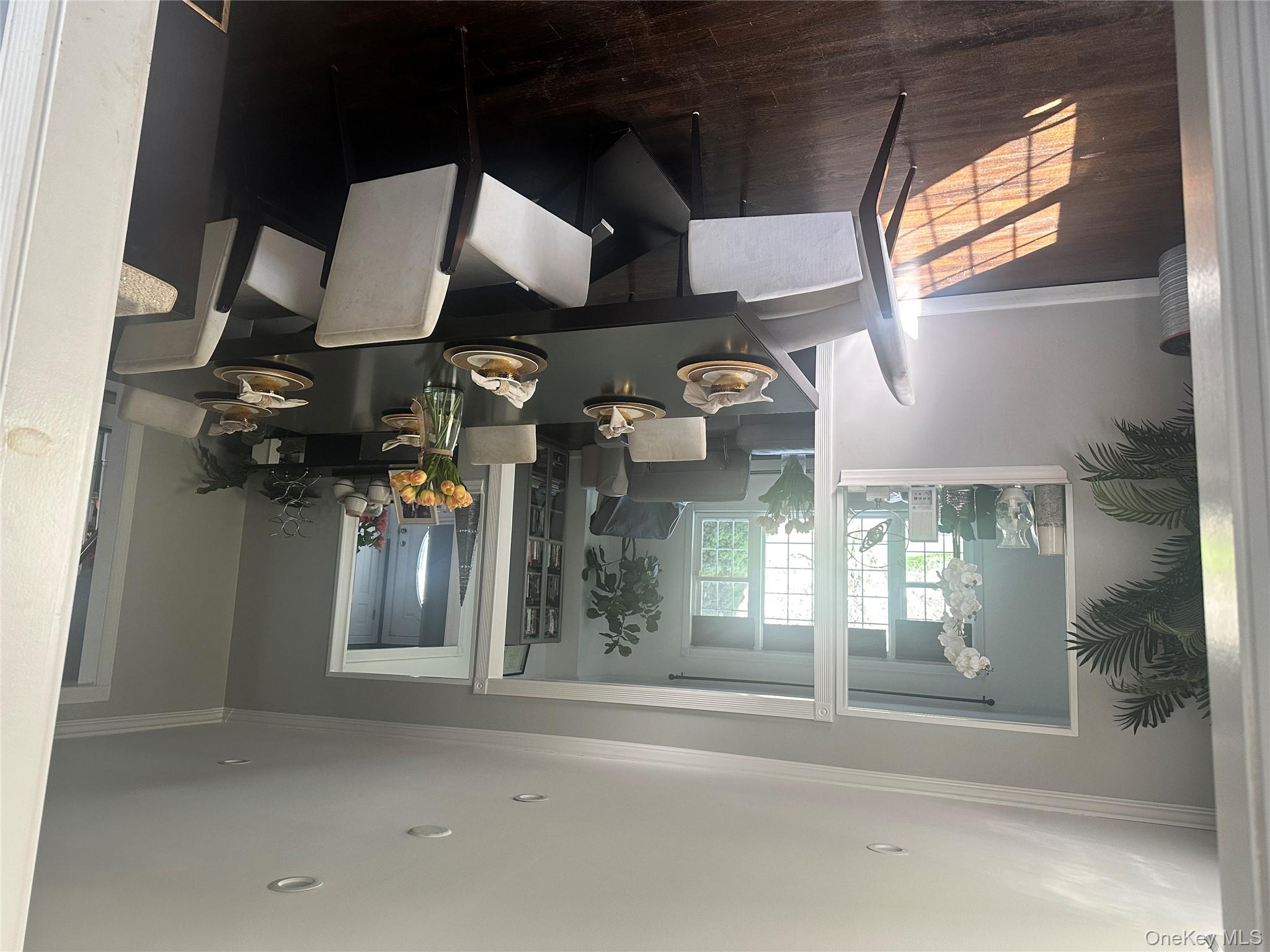 209 Old Post Drive, Hauppauge, NY 11788