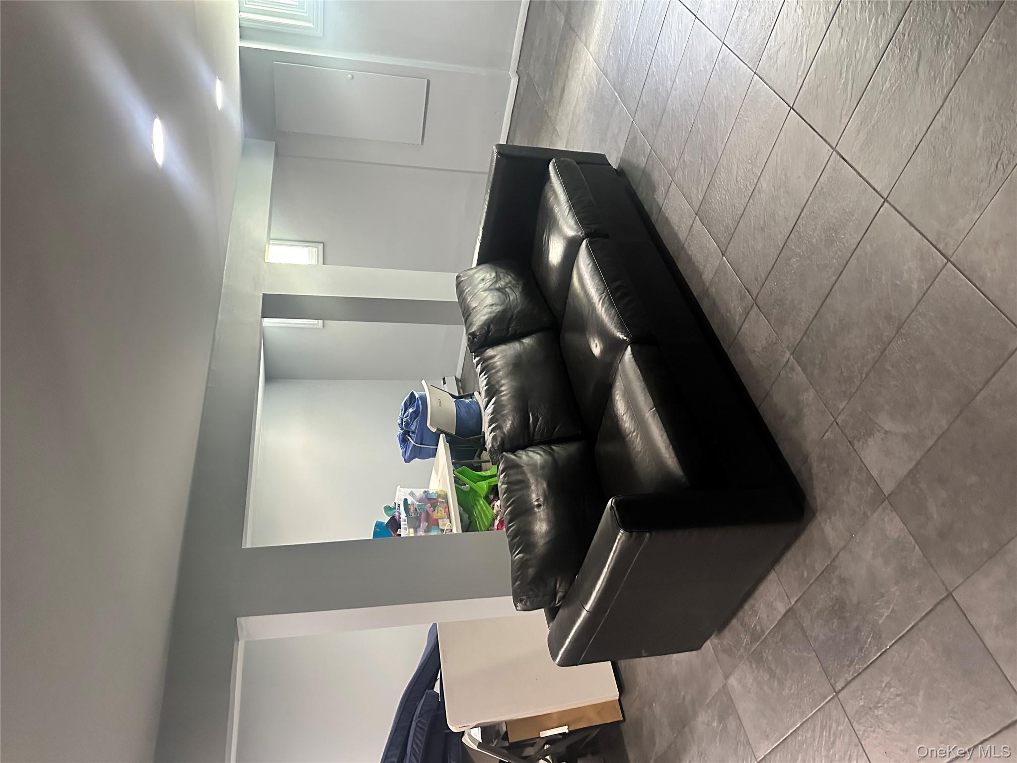 209 Old Post Drive, Hauppauge, NY 11788