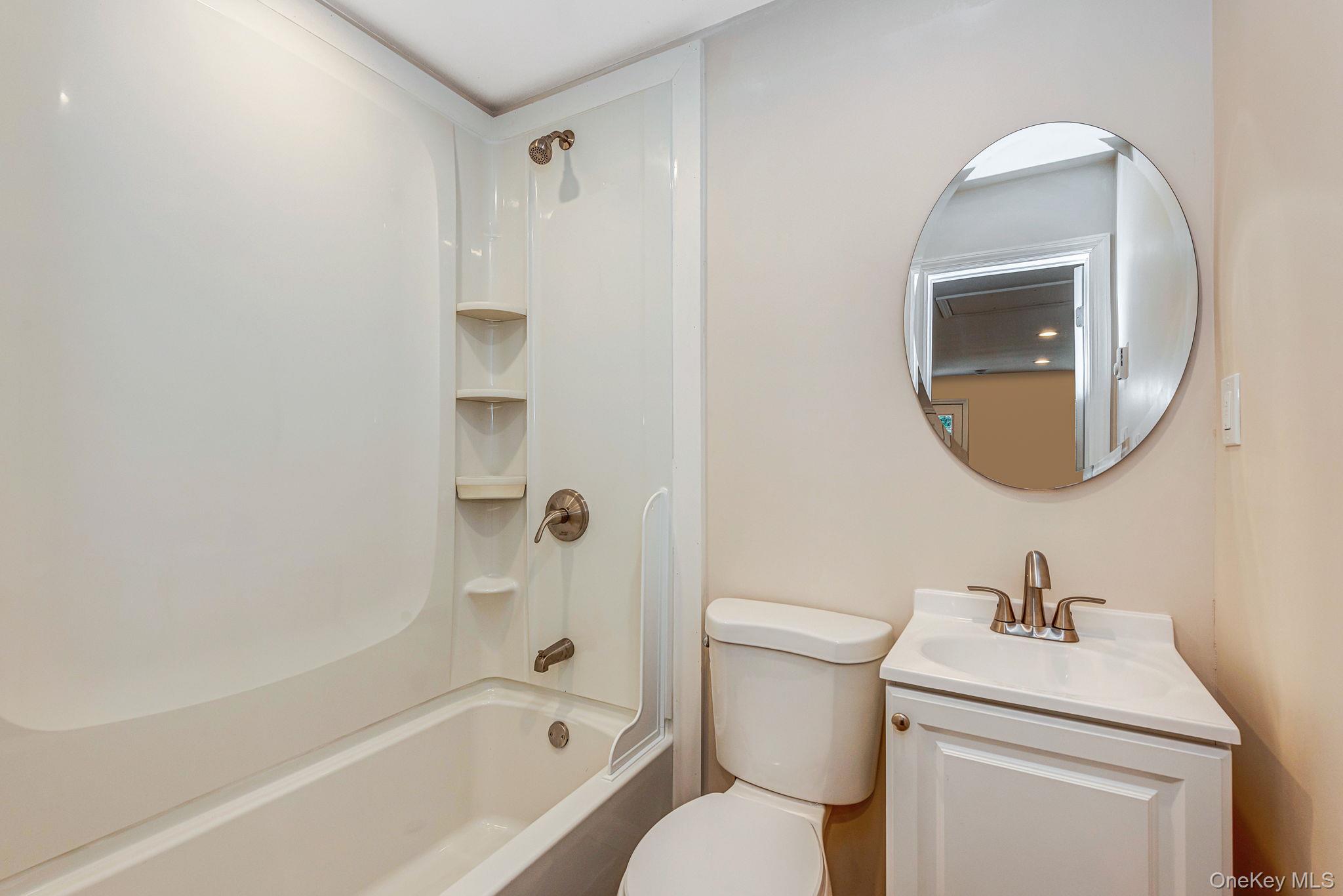 364 Dogwood Road W, Brookhaven, NY 11951