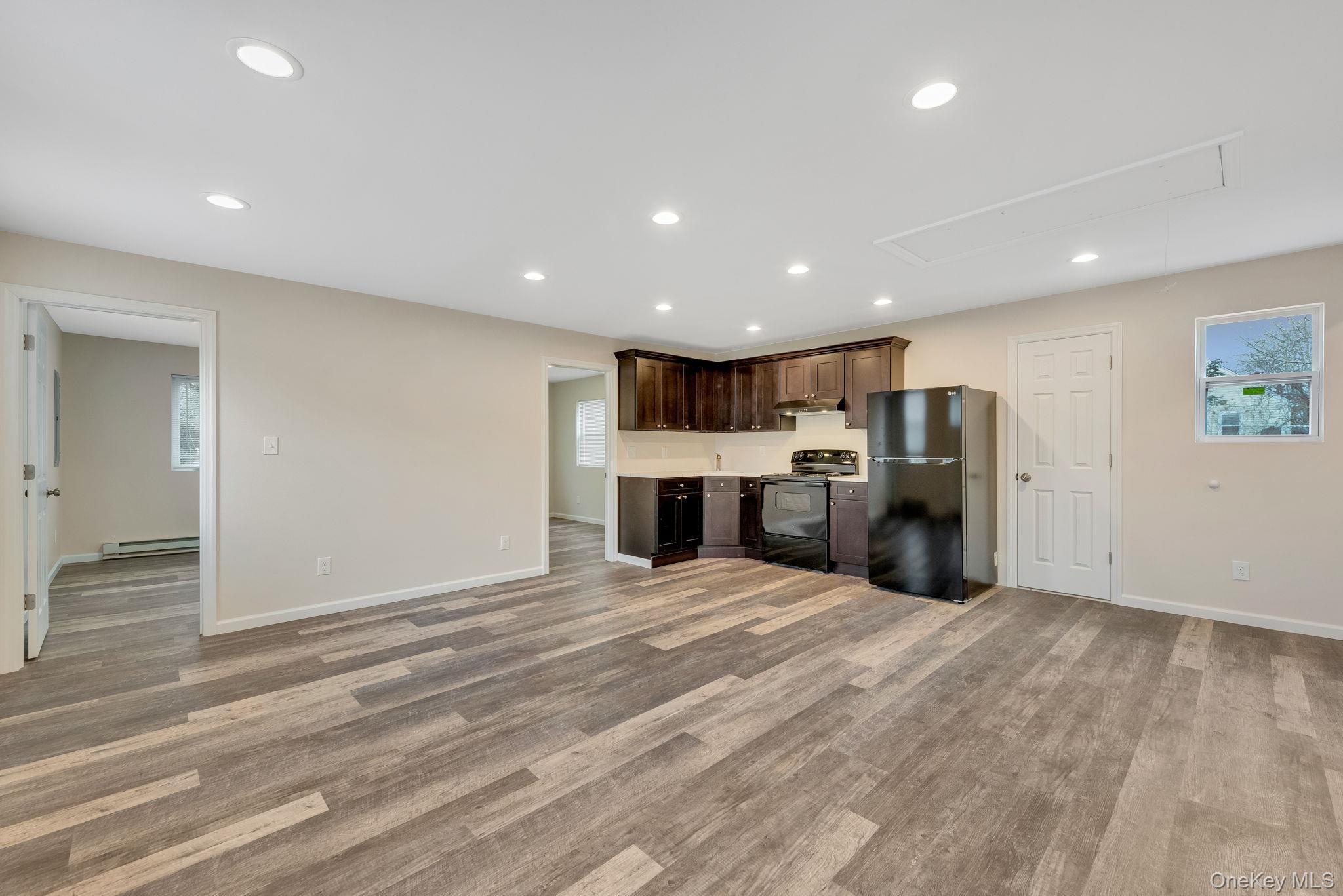 364 Dogwood Road W, Brookhaven, NY 11951