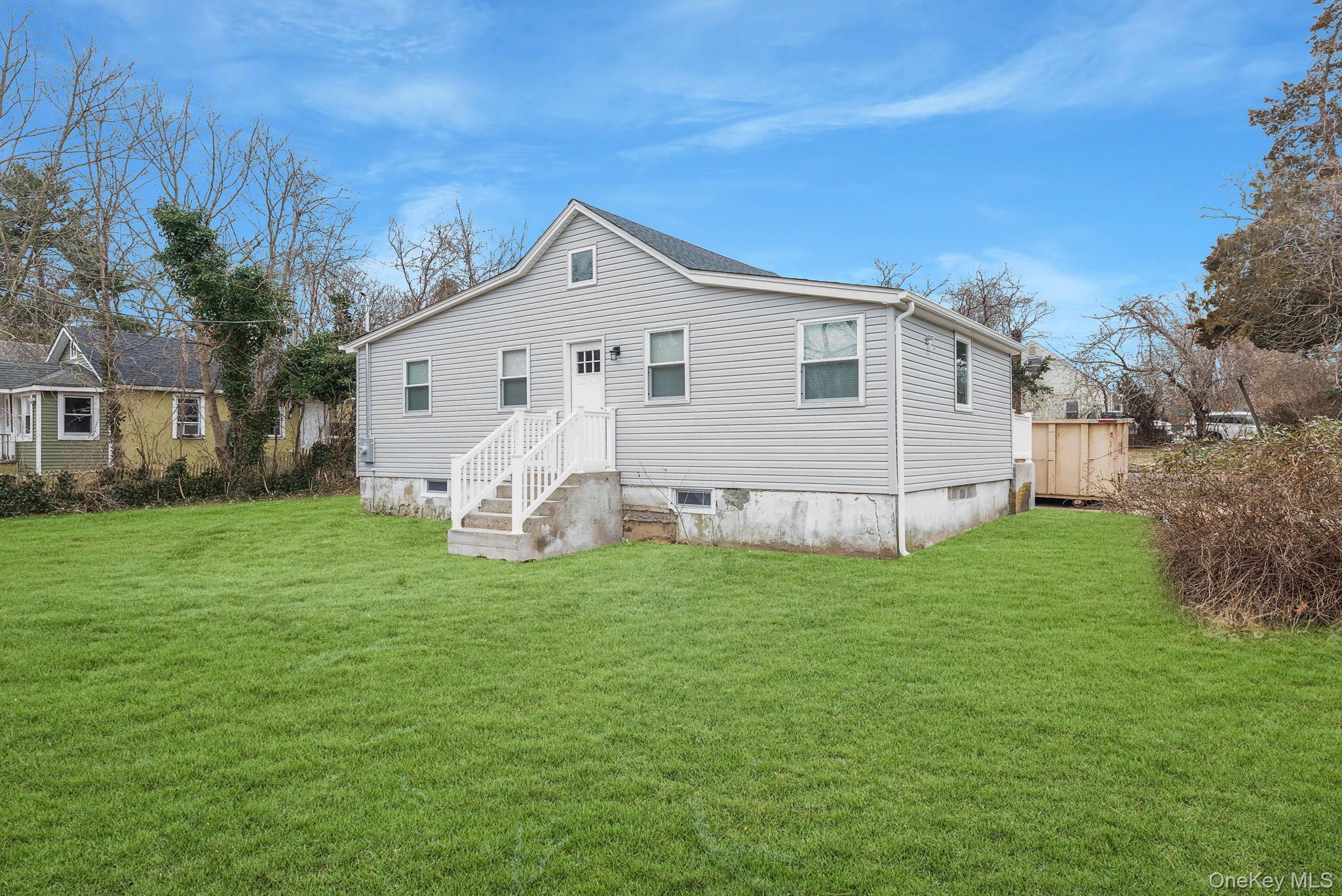 364 Dogwood Road W, Brookhaven, NY 11951