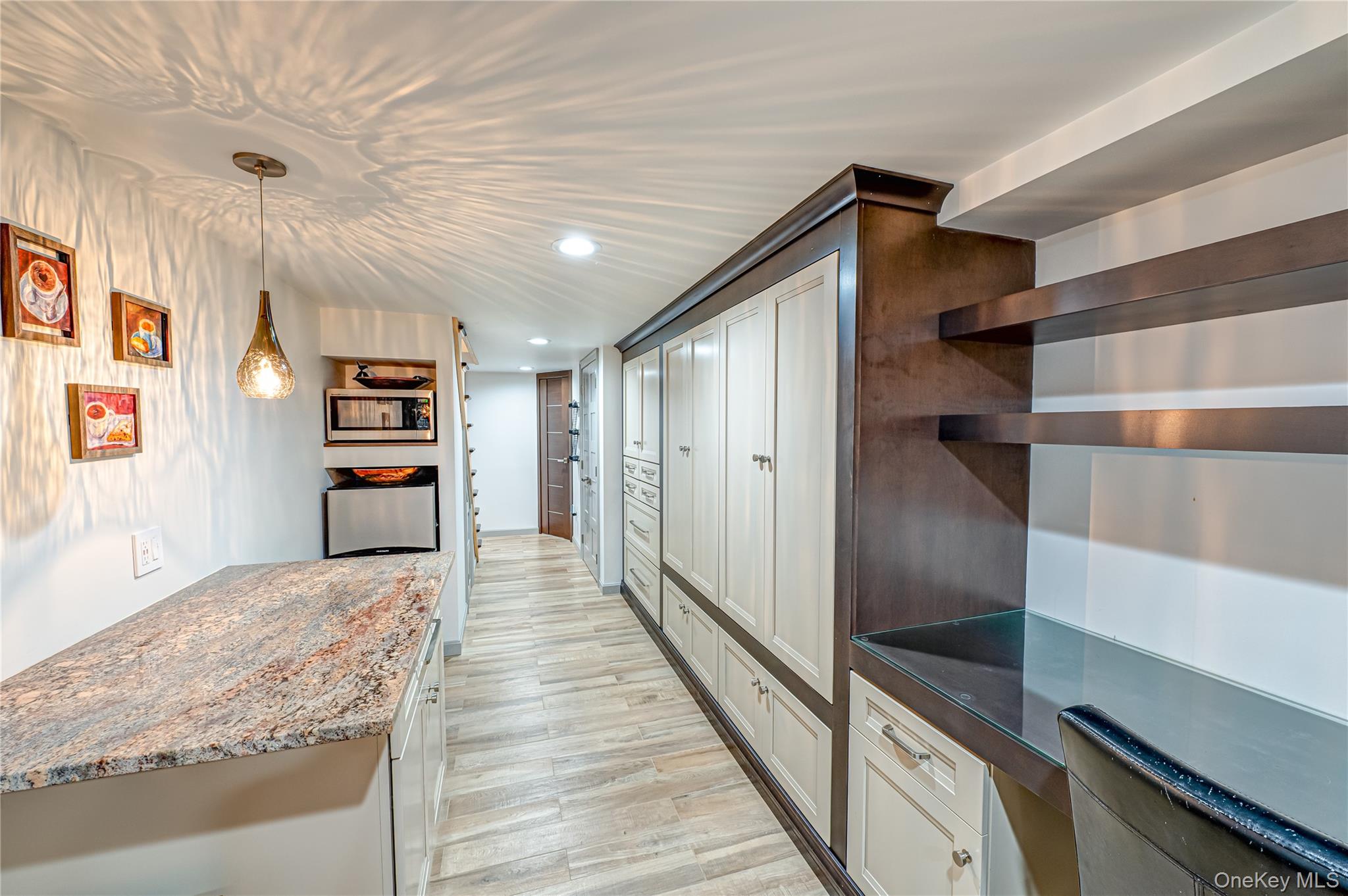 6 Rack Lane, East Setauket, NY 11733