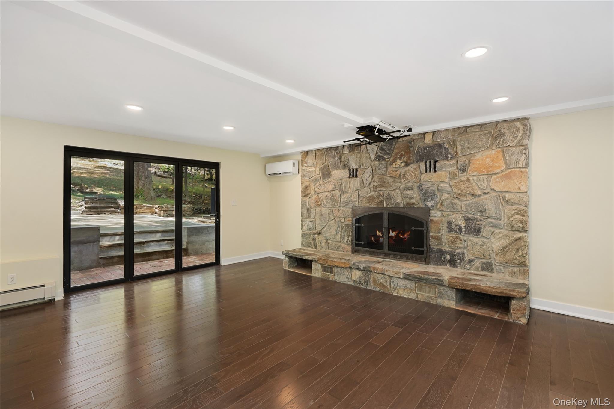 27 Hardscrabble Road, Briarcliff Manor, NY 10510