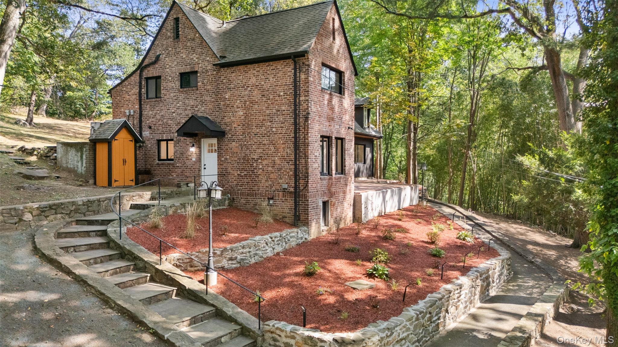 27 Hardscrabble Road, Briarcliff Manor, NY 10510