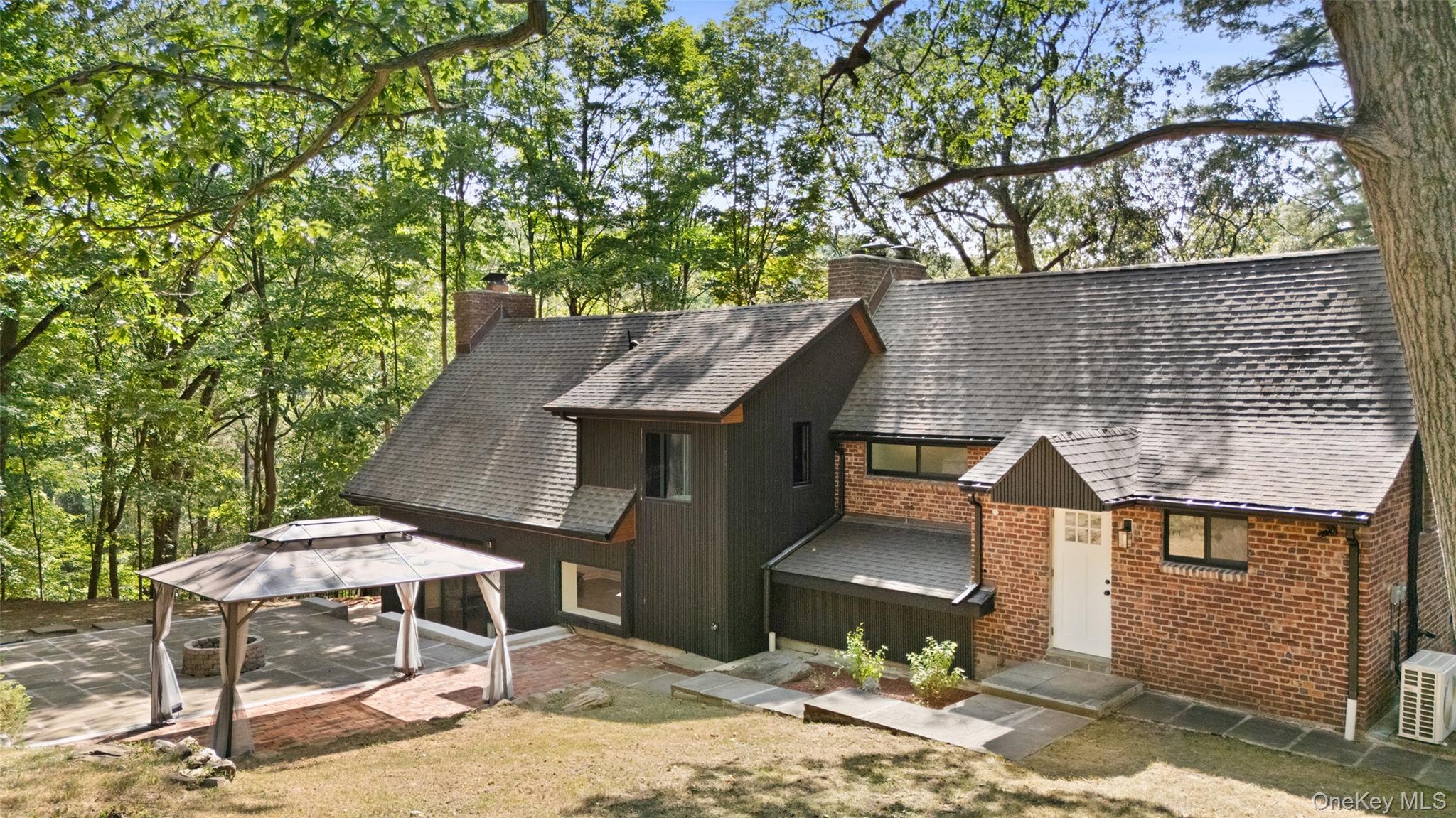 27 Hardscrabble Road, Briarcliff Manor, NY 10510