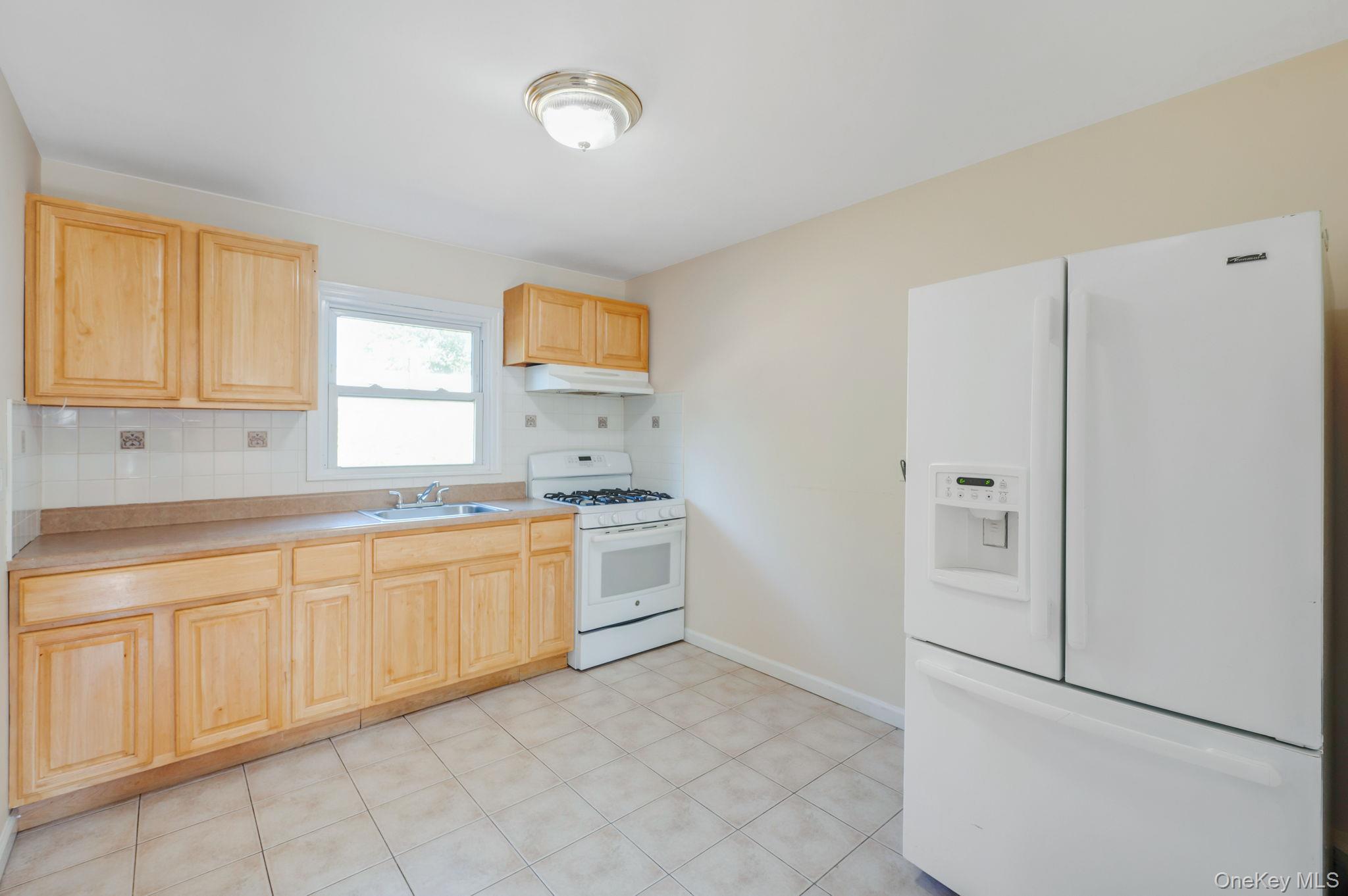 61 Kellum Street # A and B, North Lindenhurst, NY 11757