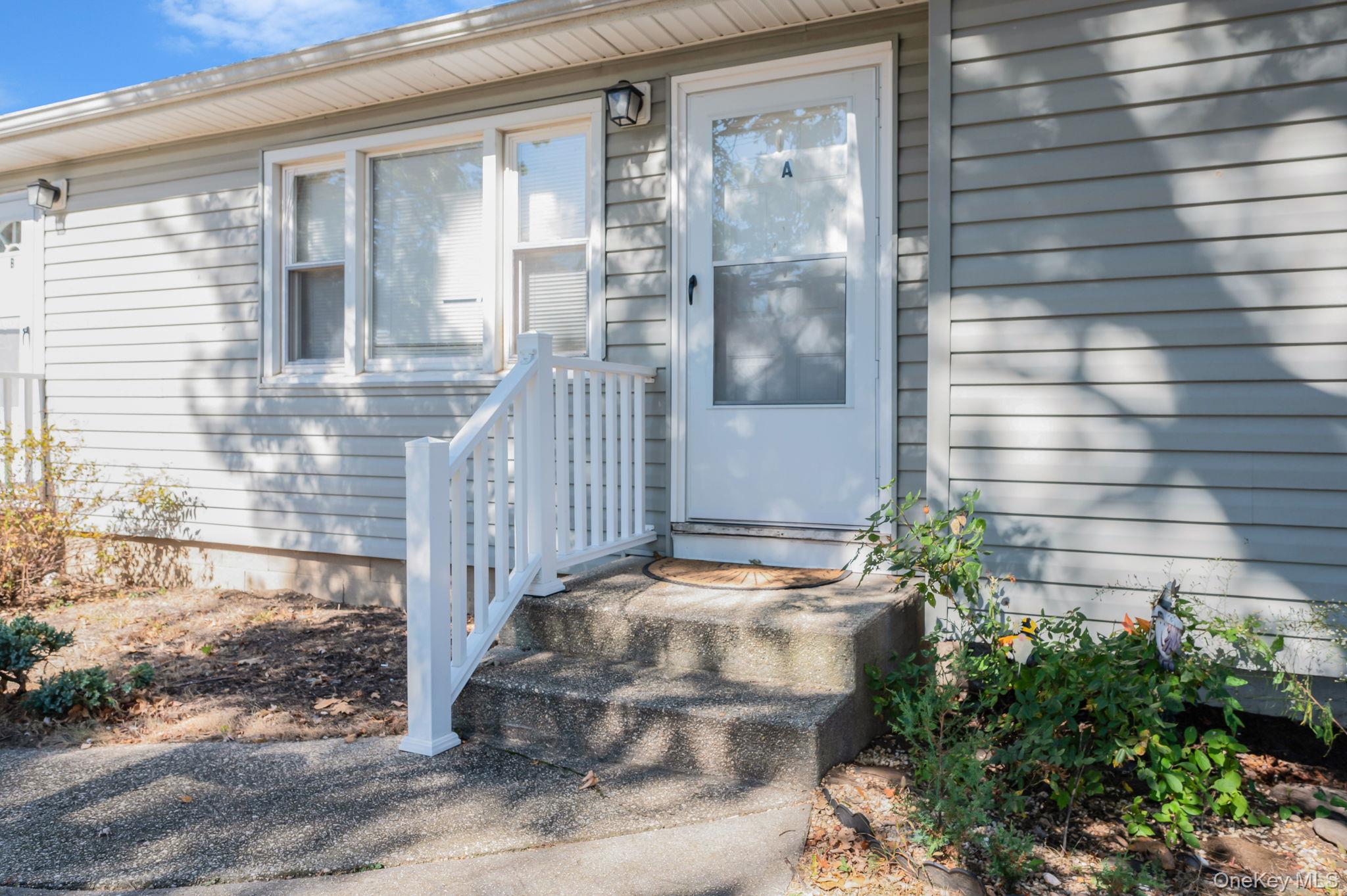 61 Kellum Street # A and B, North Lindenhurst, NY 11757