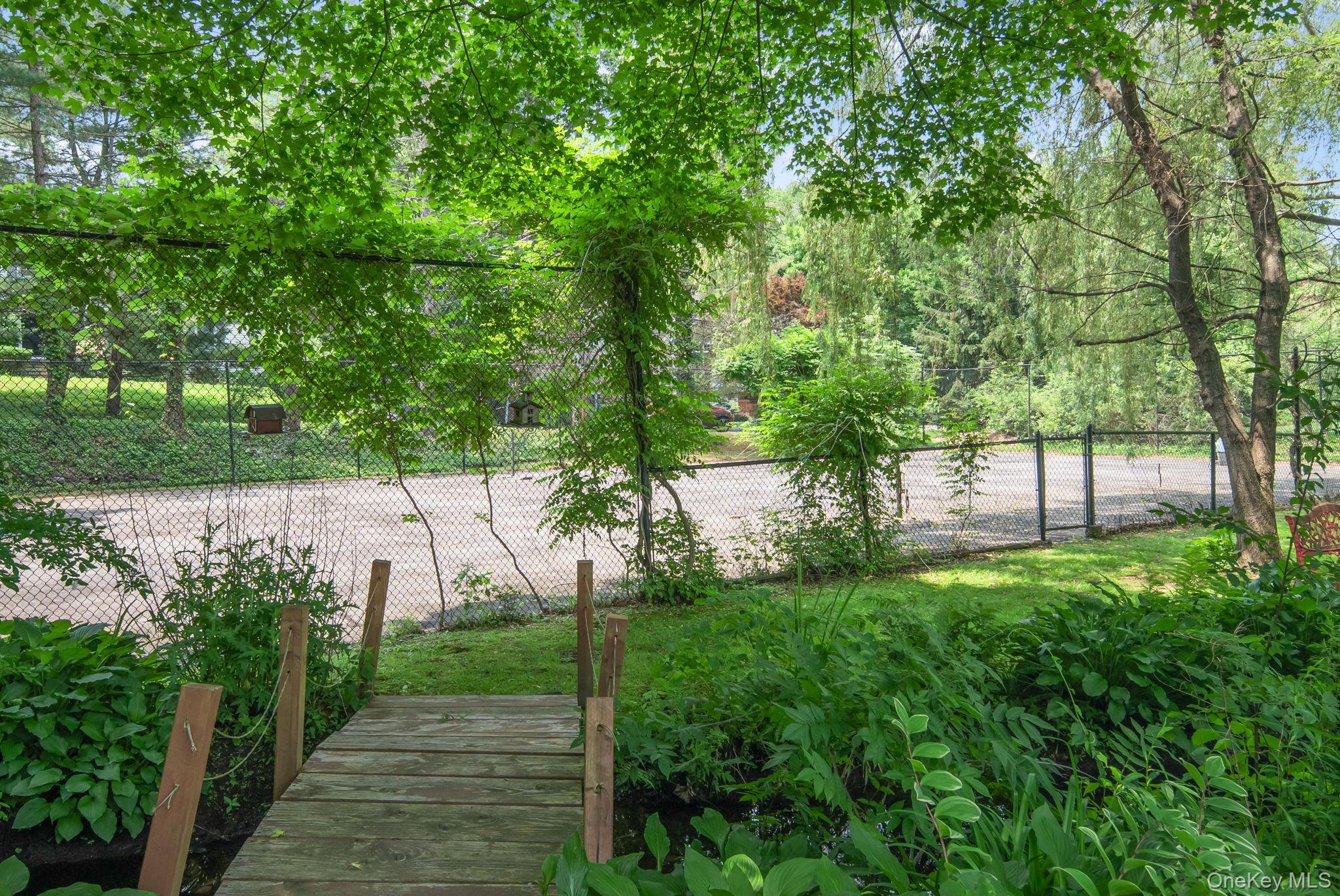 27 Bedford Road, Pleasantville, NY 10570