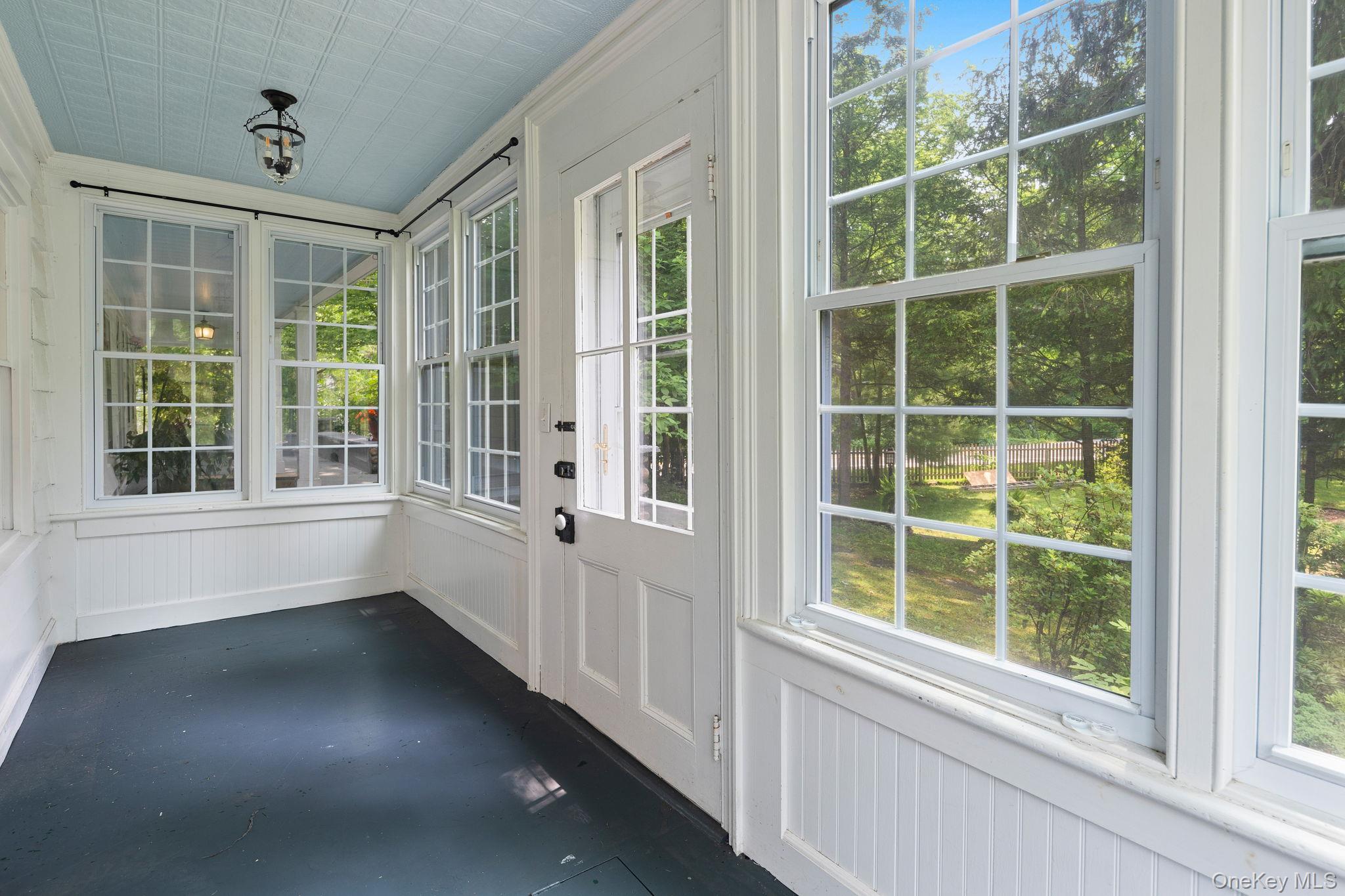 27 Bedford Road, Pleasantville, NY 10570