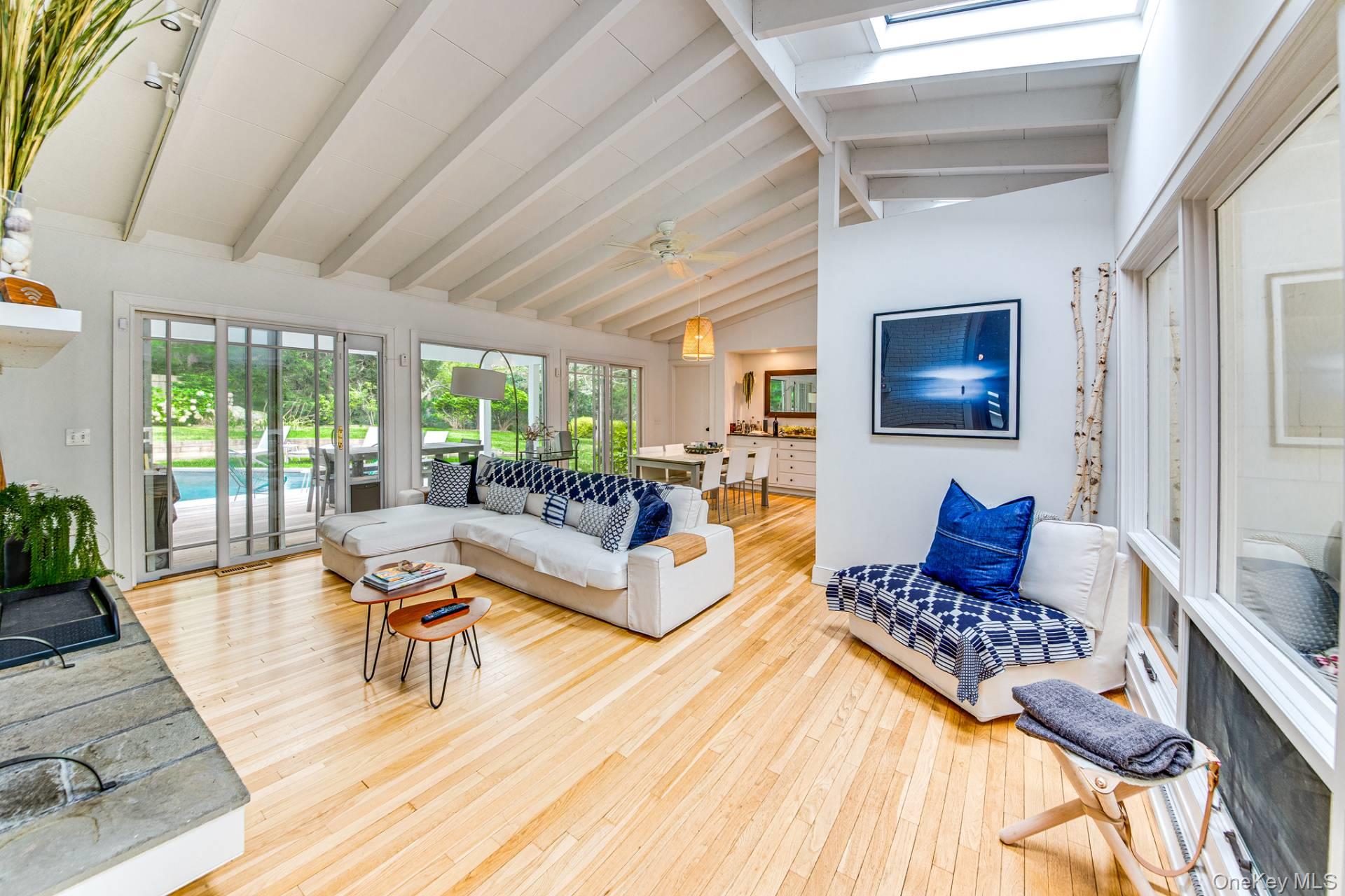 64 Winding Way, East Hampton, NY 11937