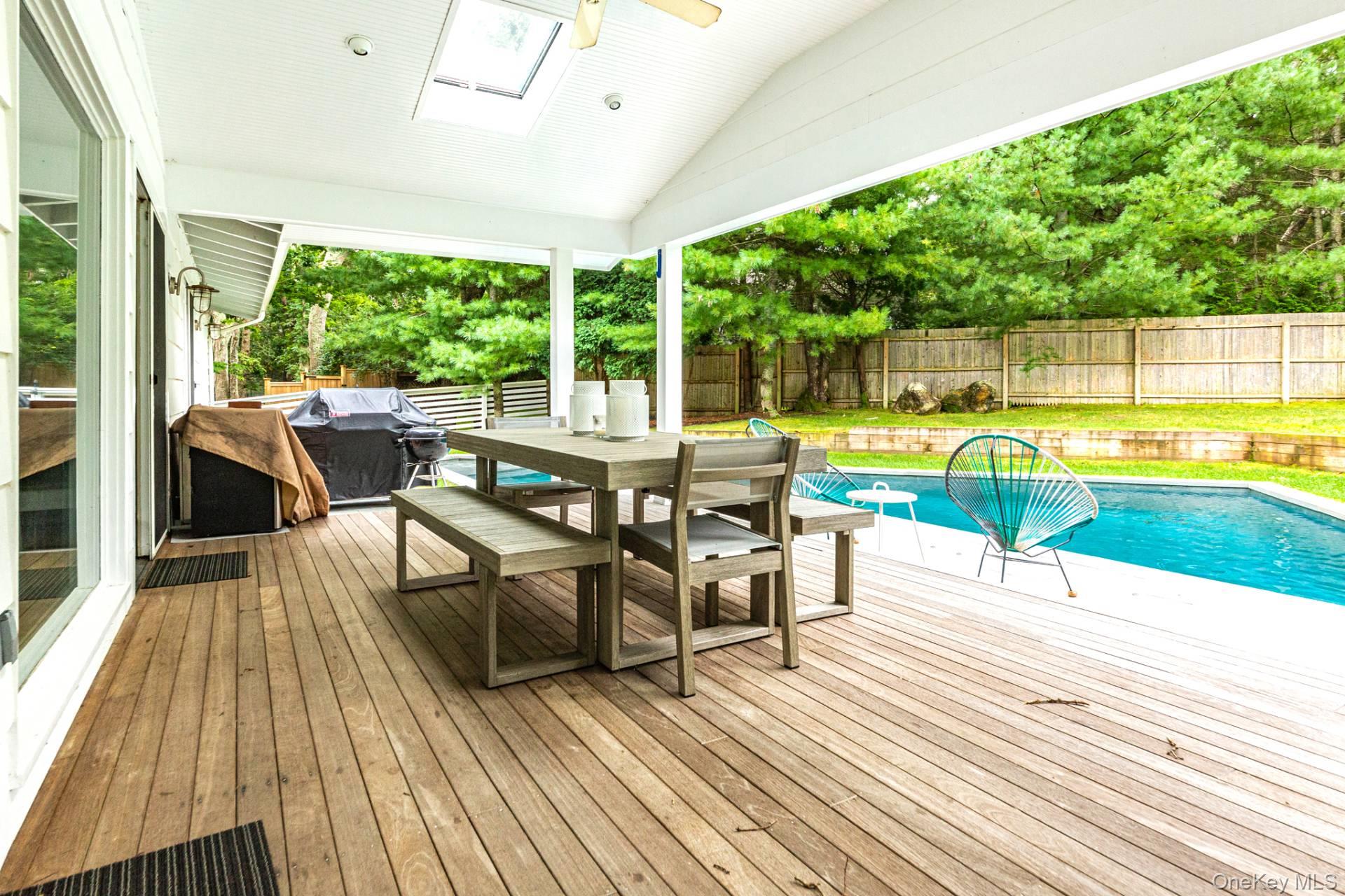 64 Winding Way, East Hampton, NY 11937