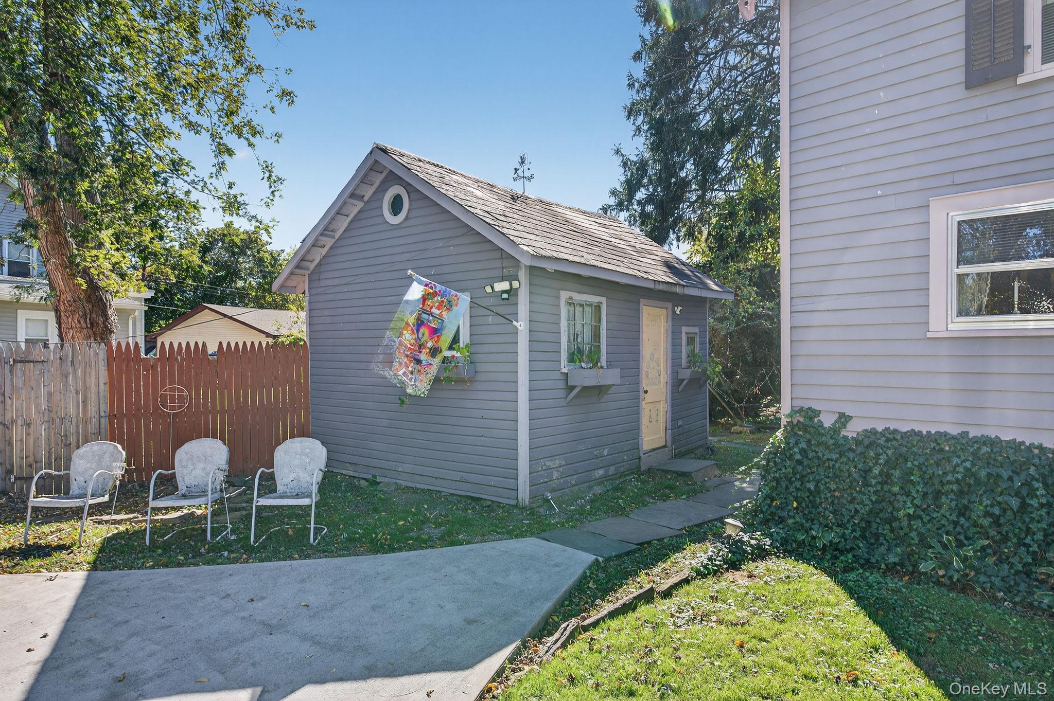 4 Railroad Avenue, Staatsburg, NY 12580