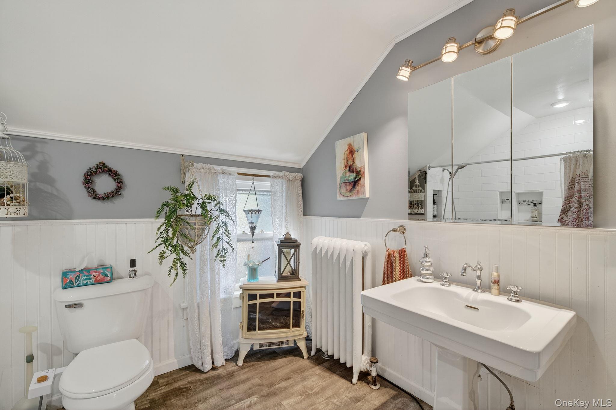 4 Railroad Avenue, Staatsburg, NY 12580