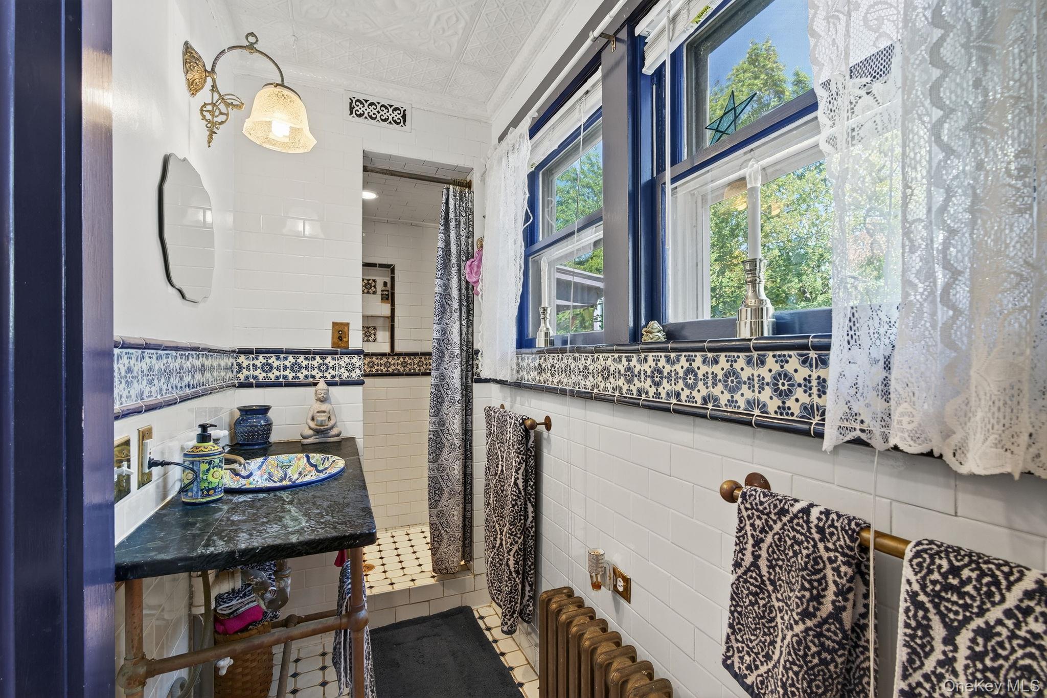 4 Railroad Avenue, Staatsburg, NY 12580