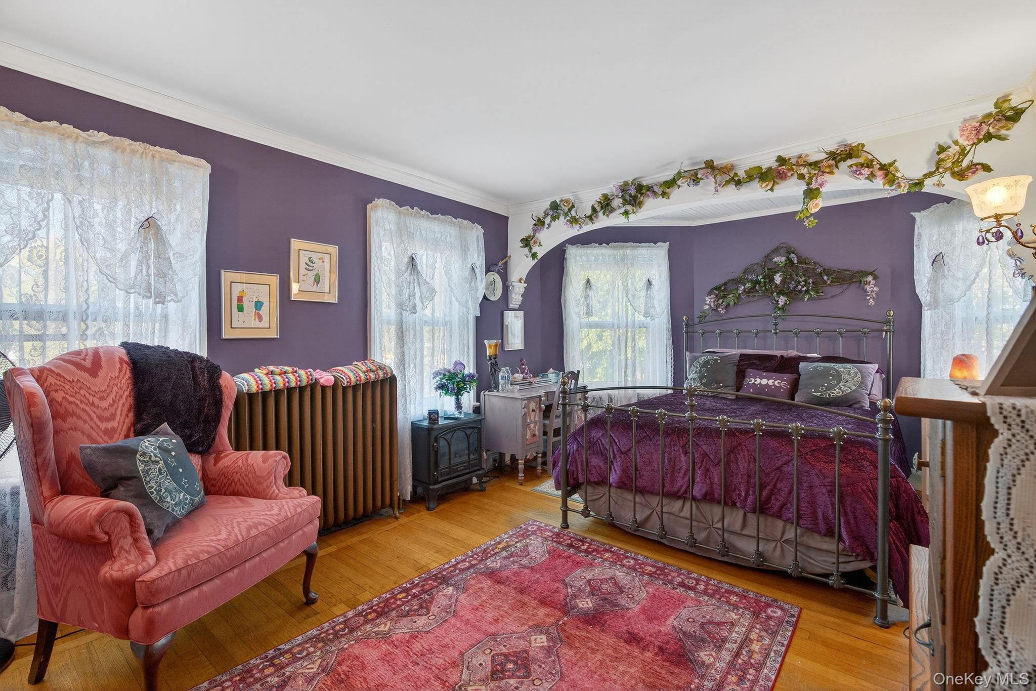 4 Railroad Avenue, Staatsburg, NY 12580