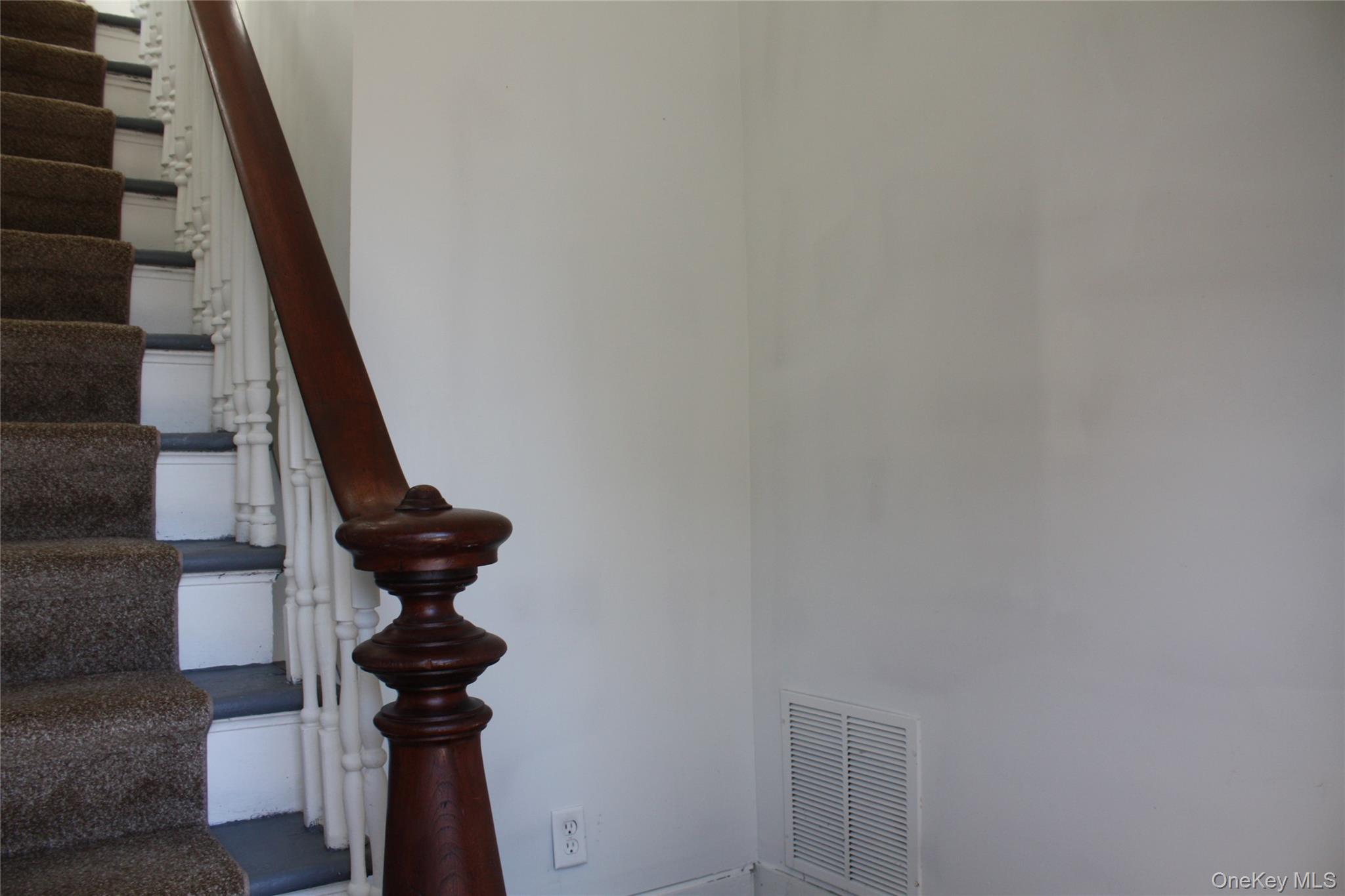 14 Liberty Street # B, Port Jervis, NY 12771