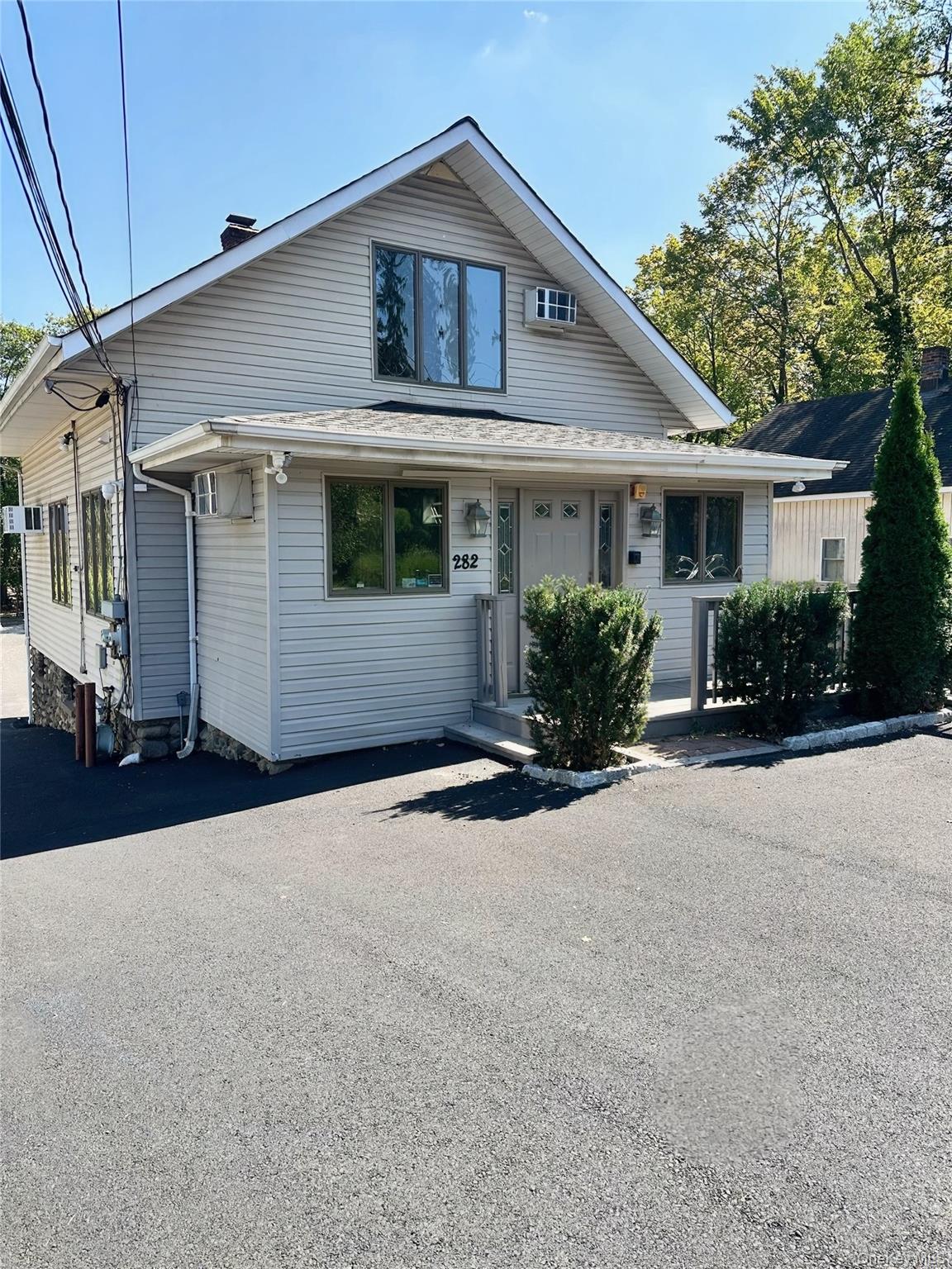 282 N Middletown Road, Pearl River, NY 10965