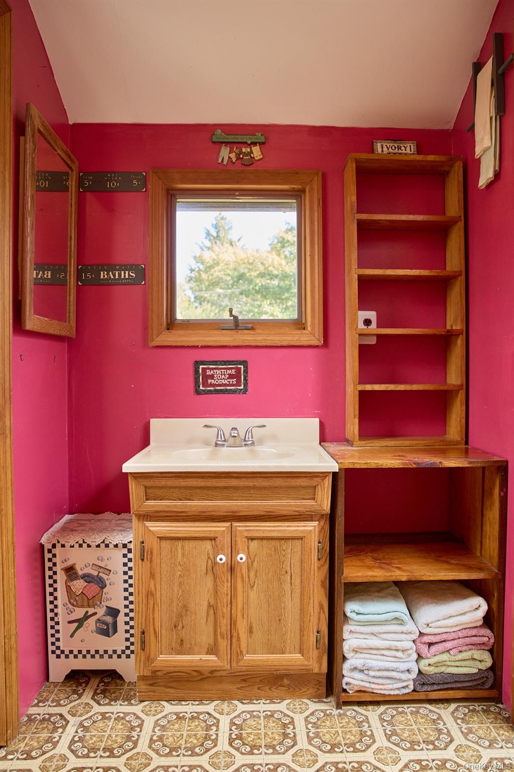 46 Shivertown, New Paltz, NY 12561