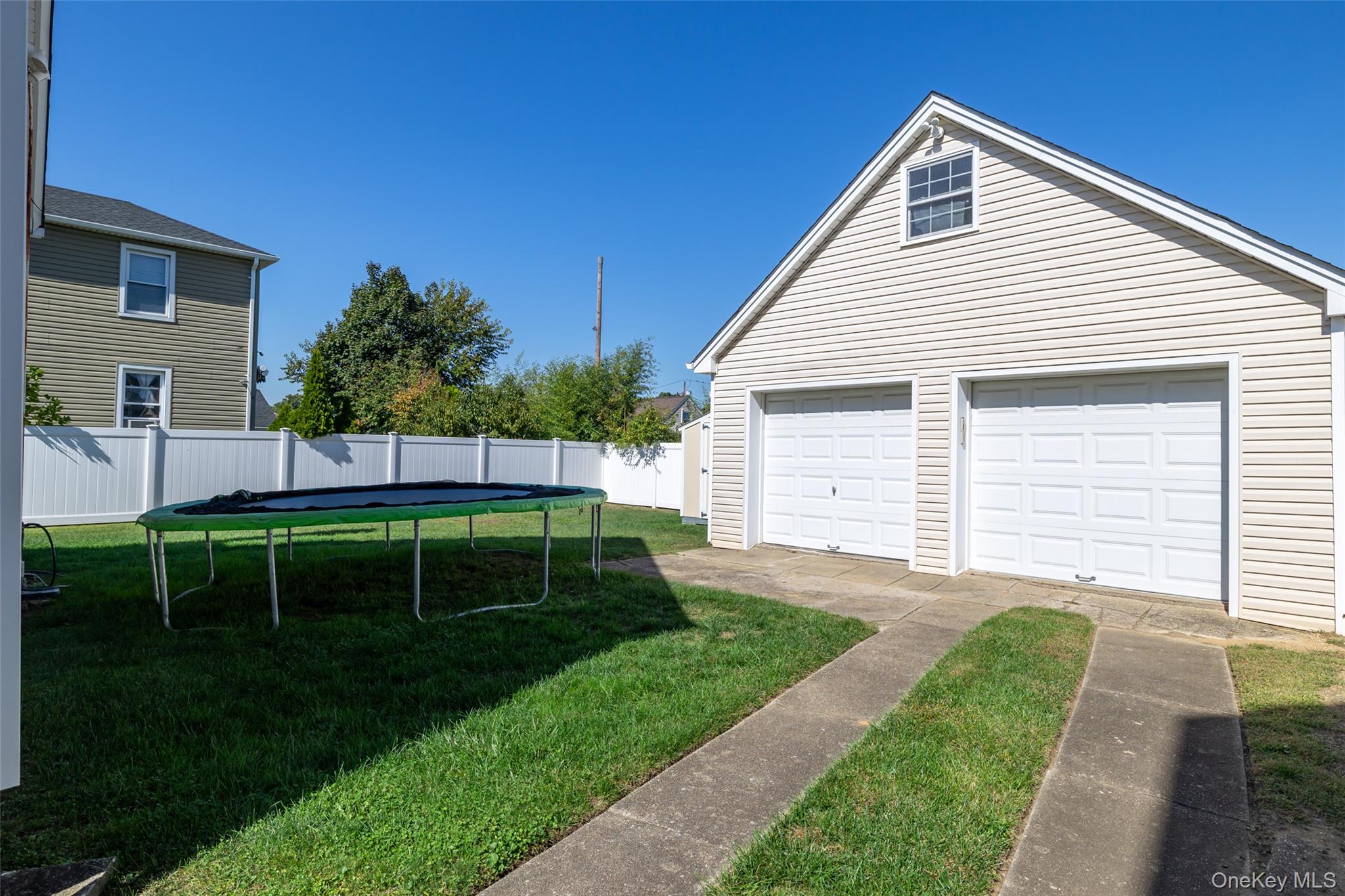 19 Teneyck Avenue, Valley Stream, NY 11580