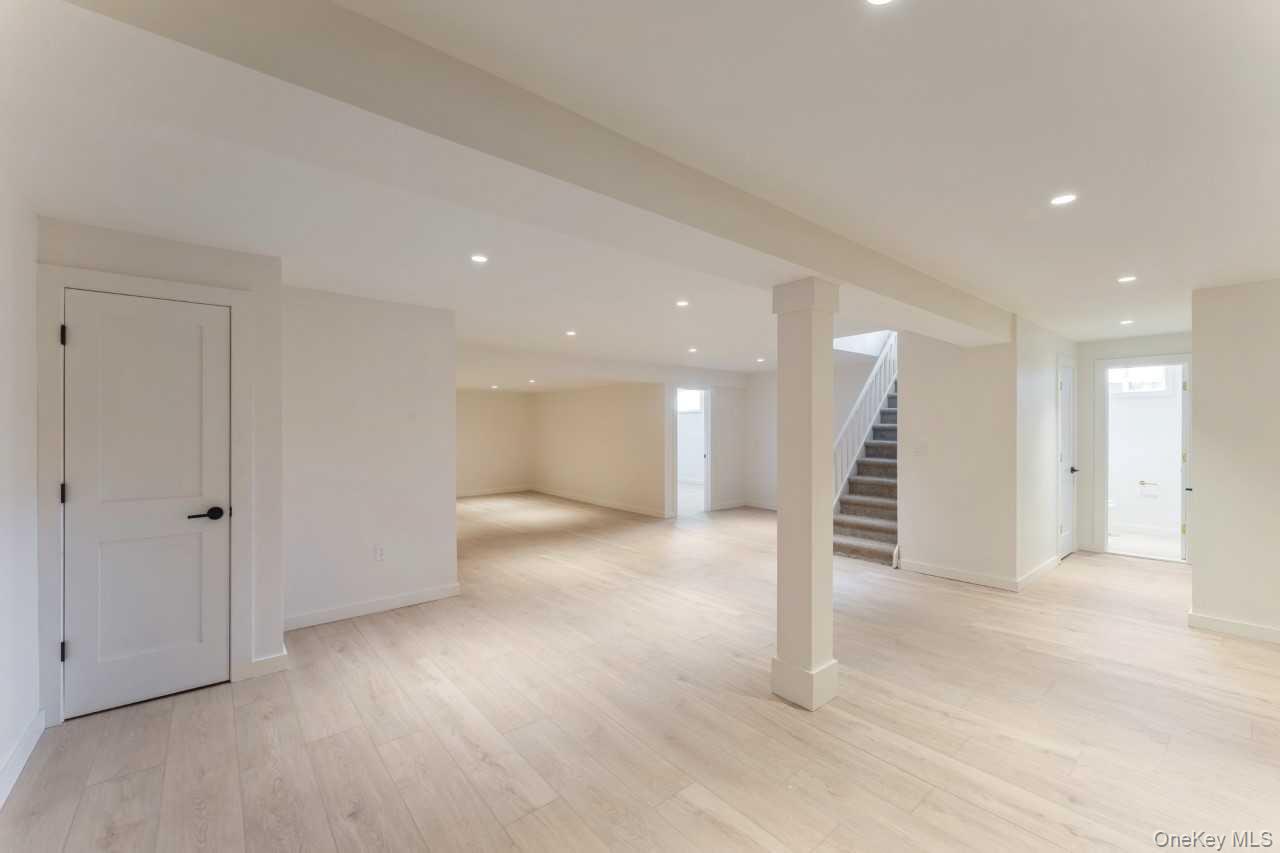 1460 Tyler Avenue, East Meadow, NY 11554