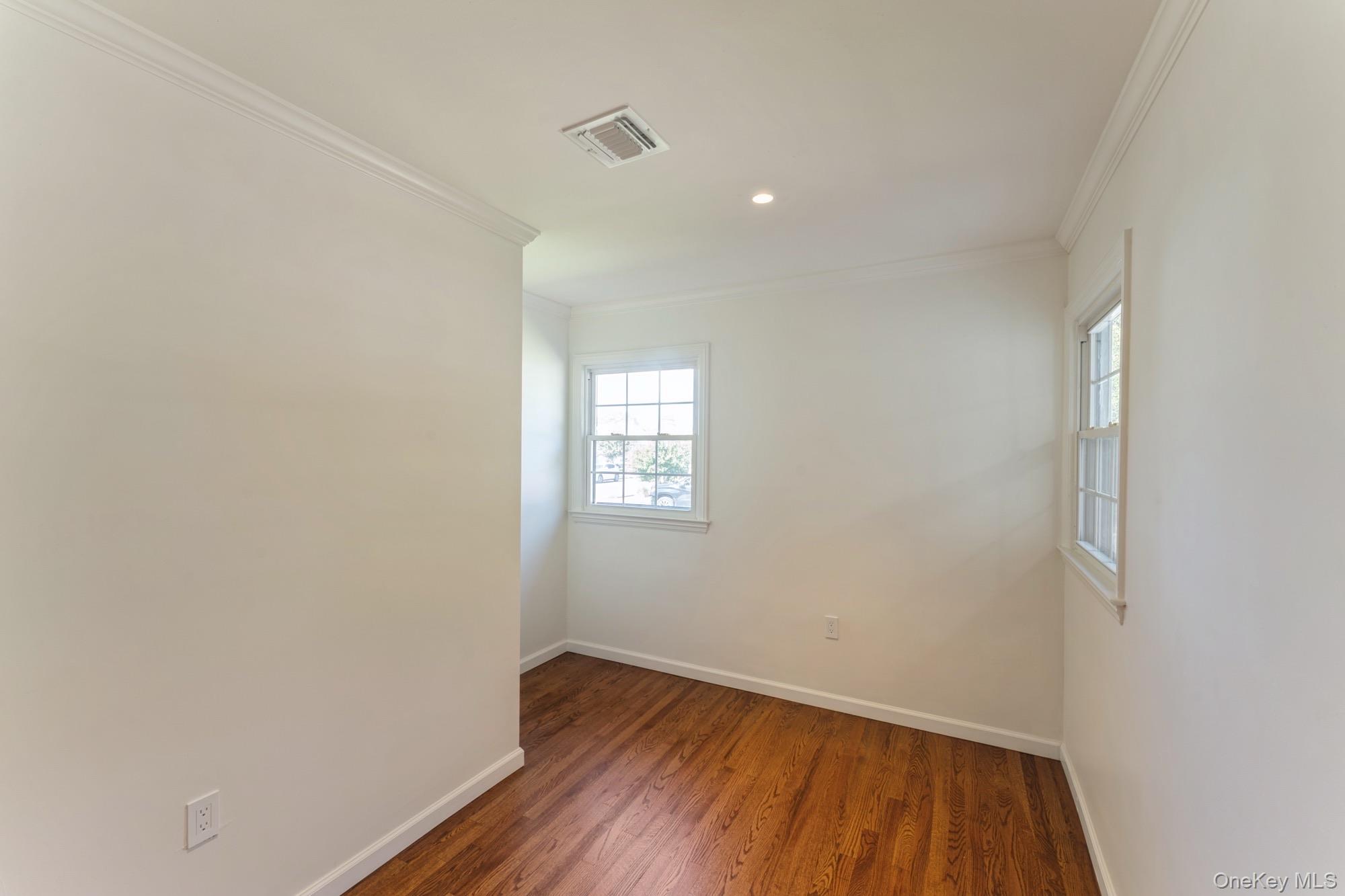 1460 Tyler Avenue, East Meadow, NY 11554