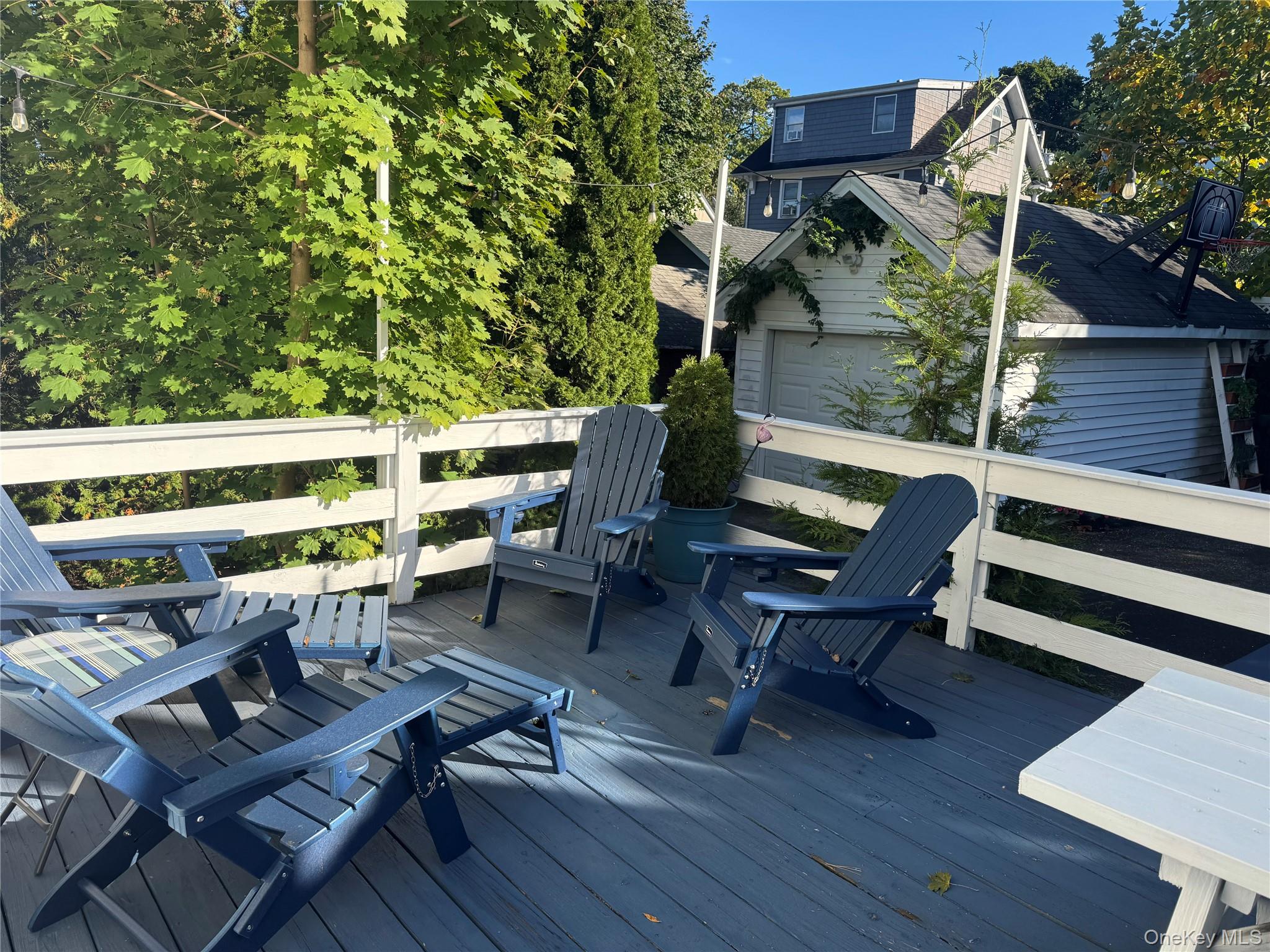 76 Chestnut Avenue, Pelham, NY 10803